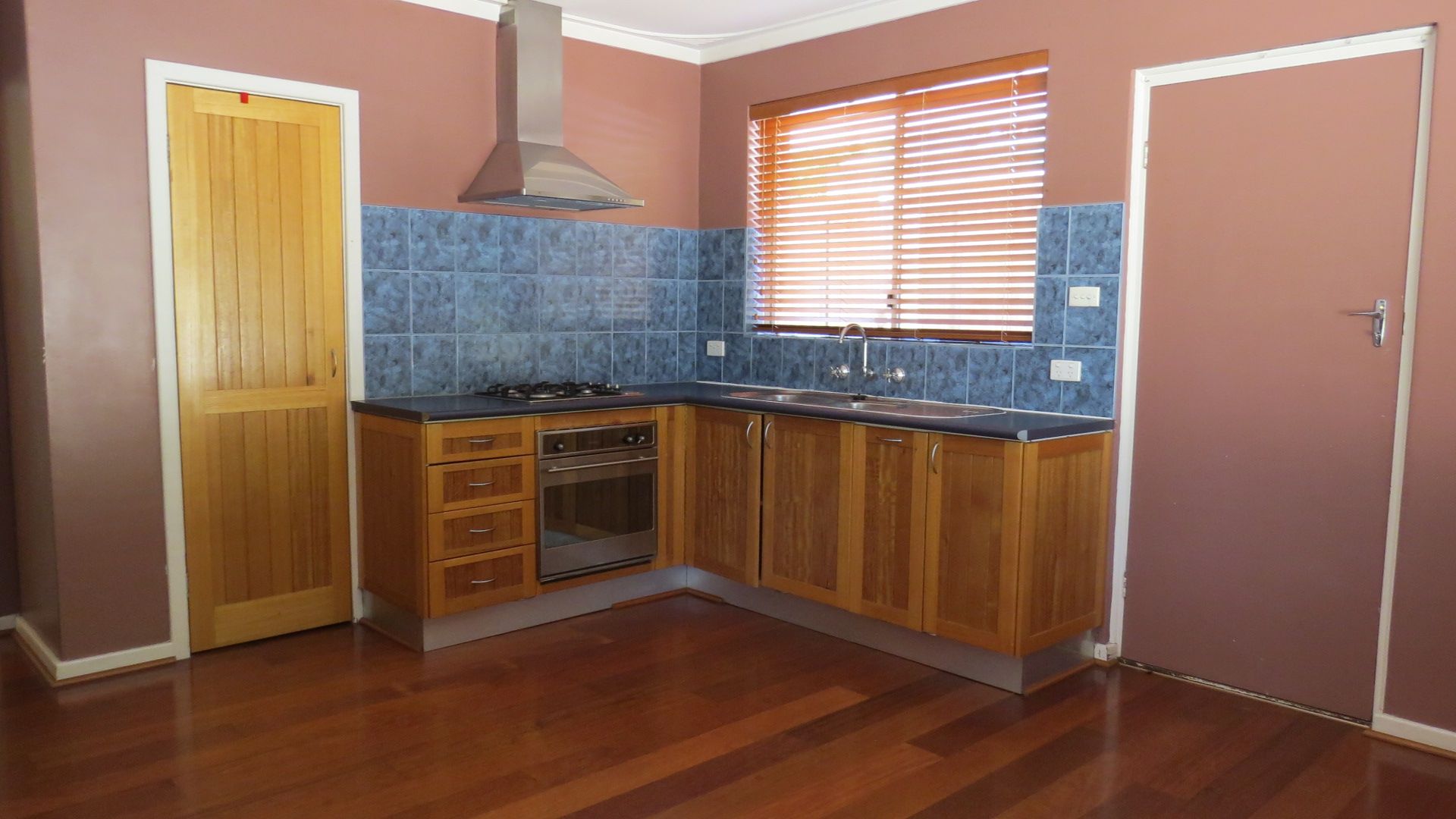 98B Derry Avenue, Mount Nasura, WA 6112