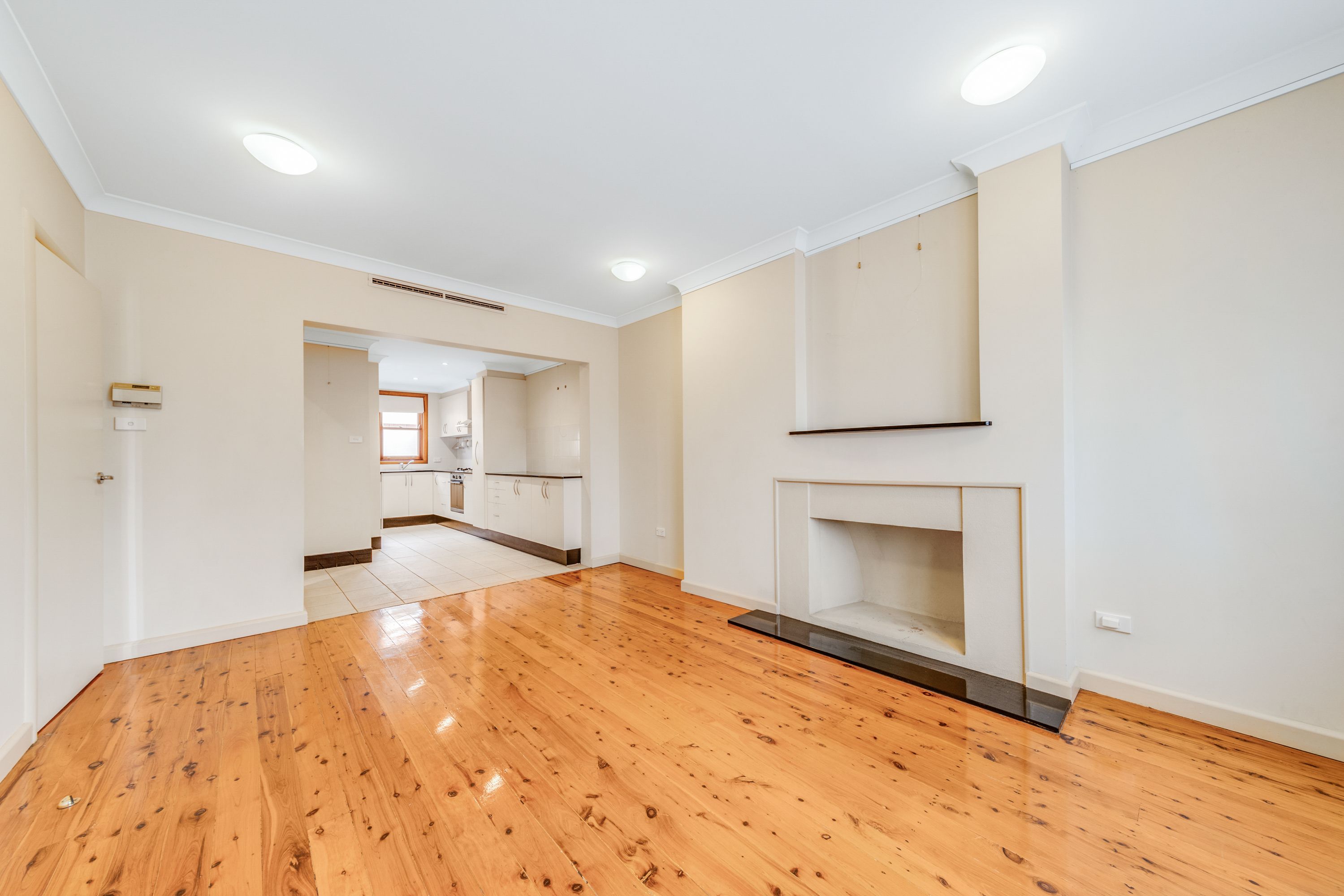8/72 Canberra Avenue, Griffith, ACT 2603