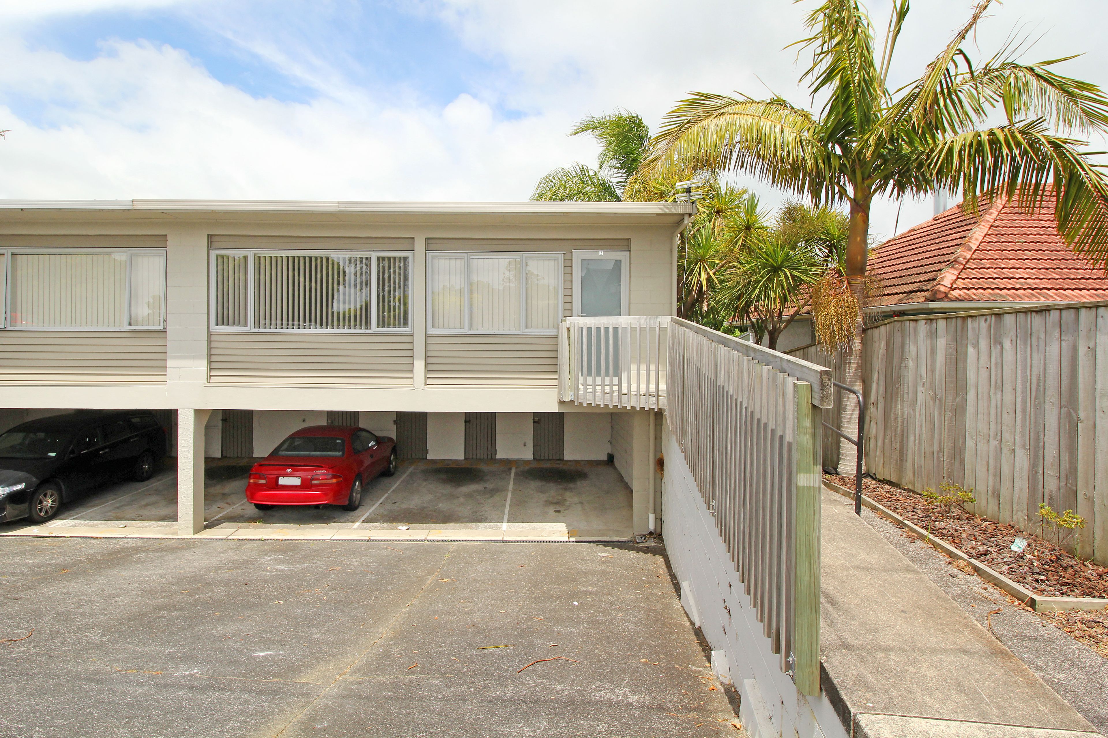 2/14 Waipa Street, Birkenhead, North Shore City