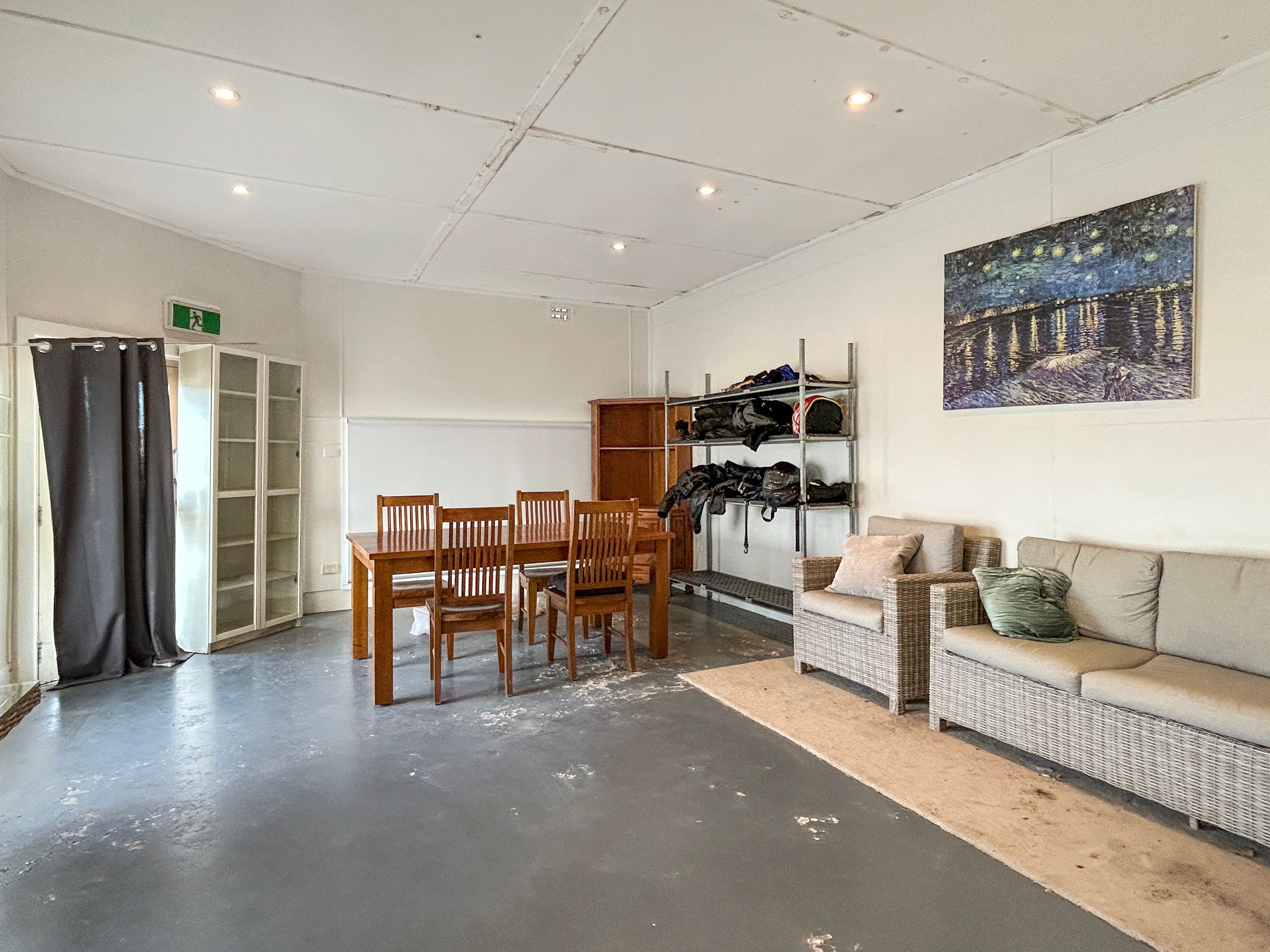 12 Sandilands Street — photo 9 of 14