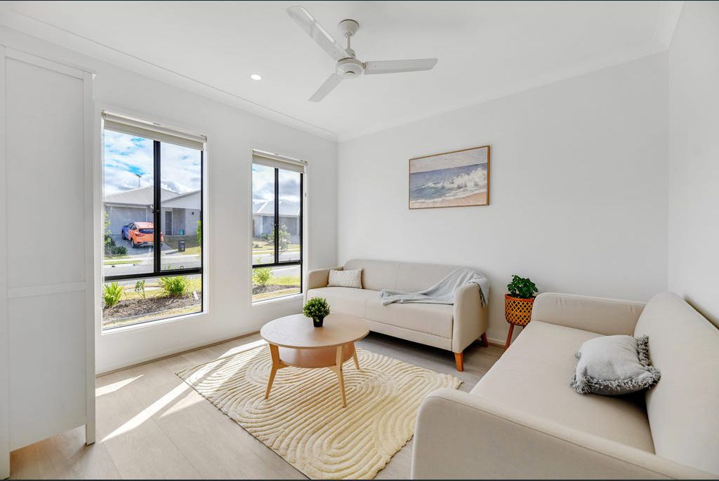 5 Waltz Street — photo 10 of 13