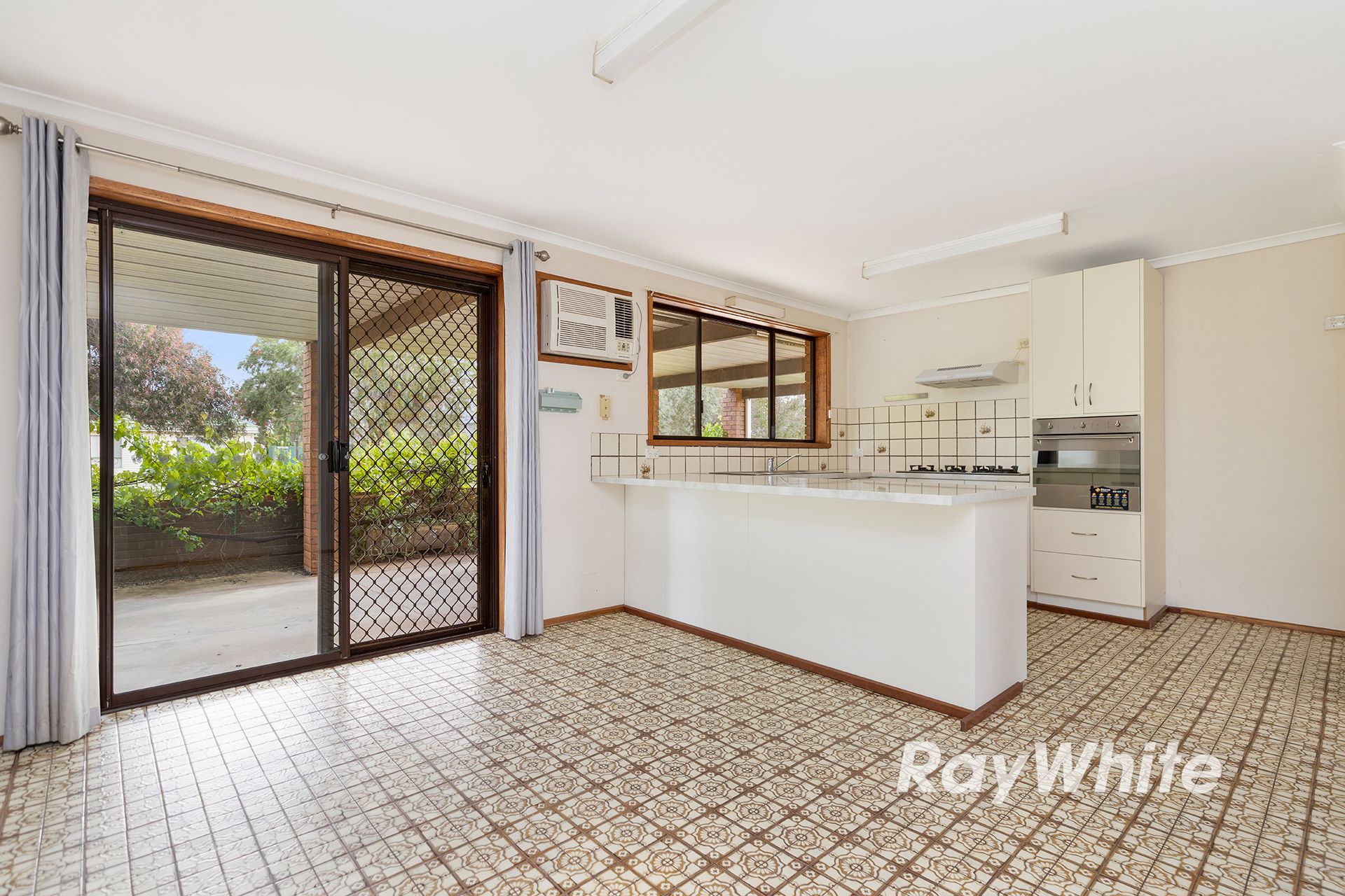 29 Lockington Road — photo 10 of 24