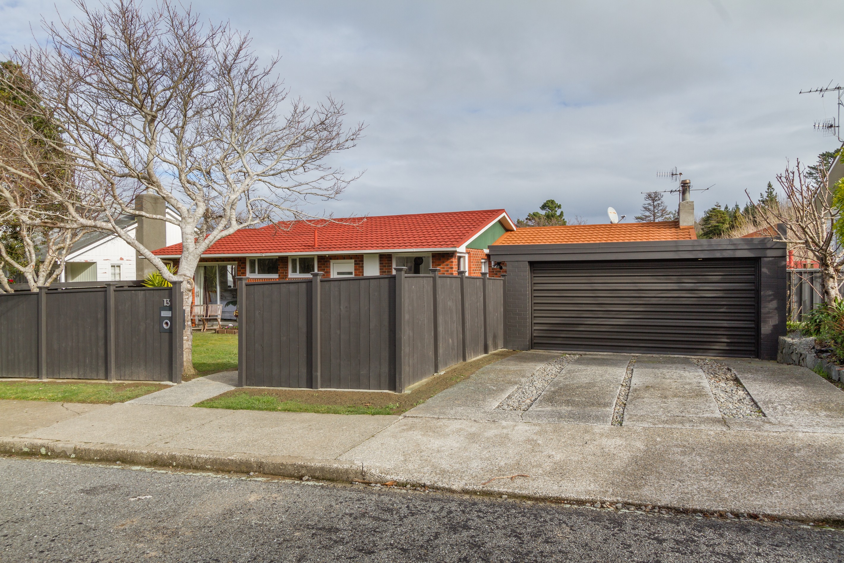13 Ardal Grove, Tirohanga, Lower Hutt City