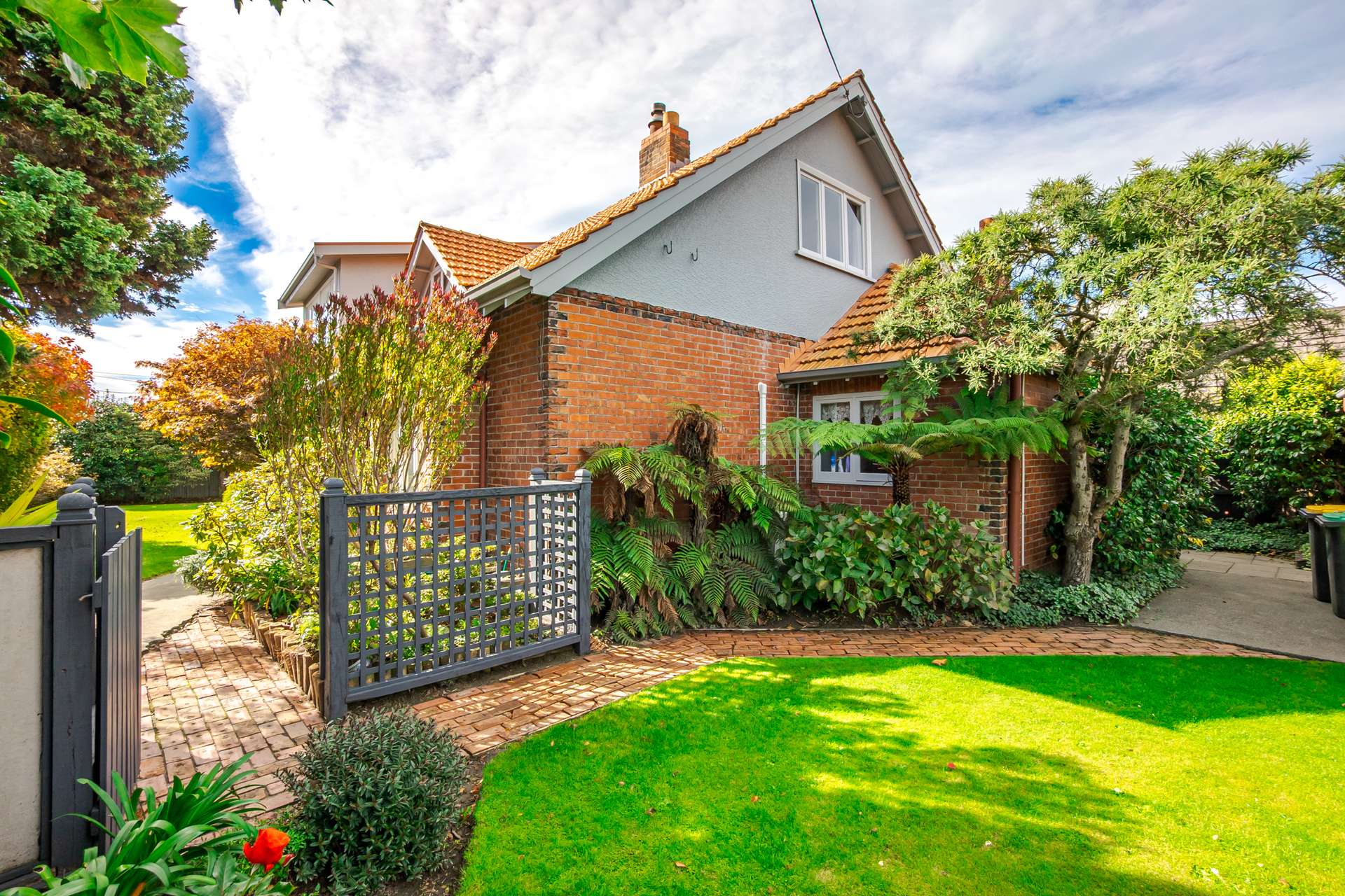 1 St Johns Avenue photo 22