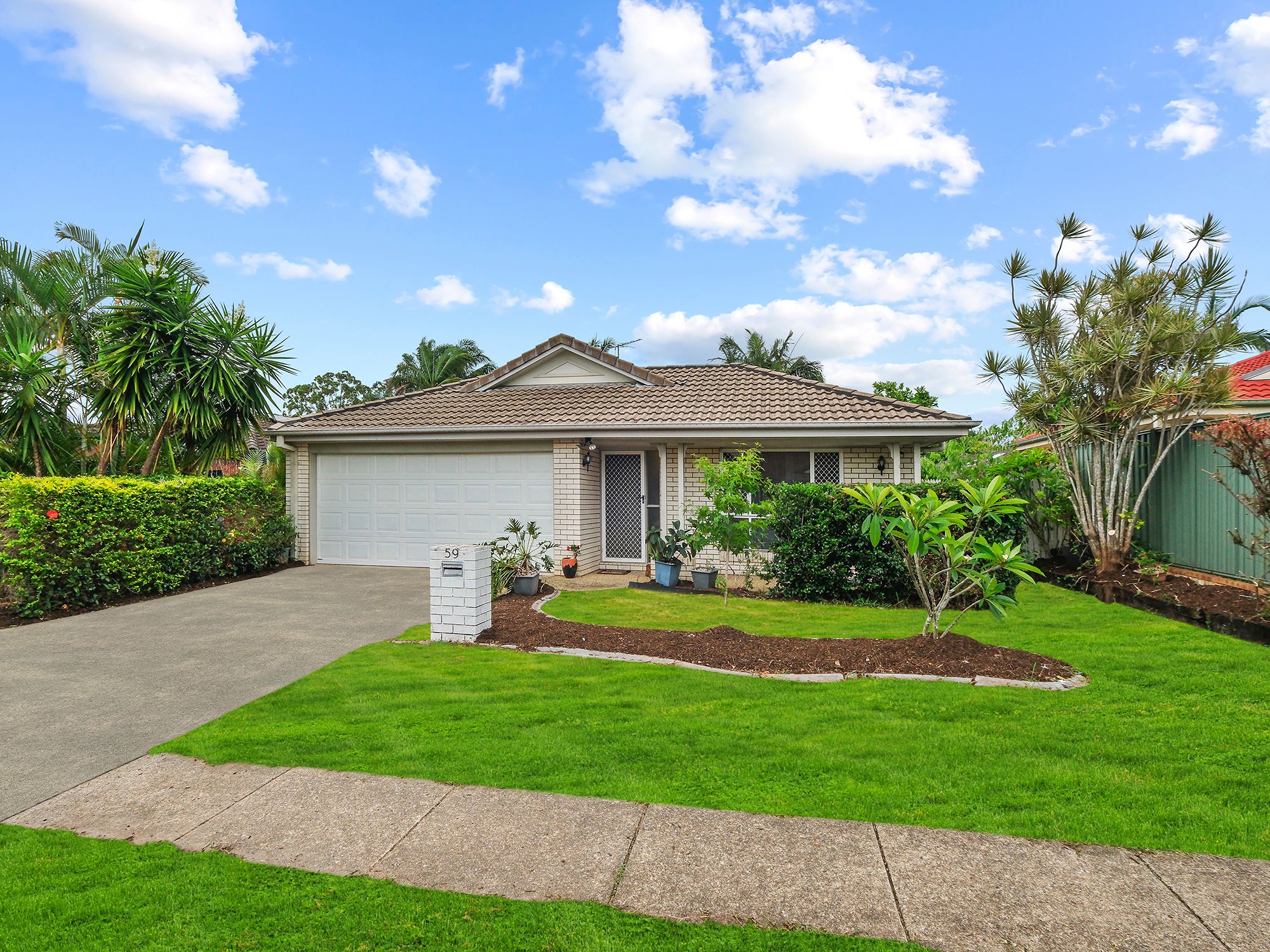 59 Lakeside Crescent, Forest Lake QLD 4078