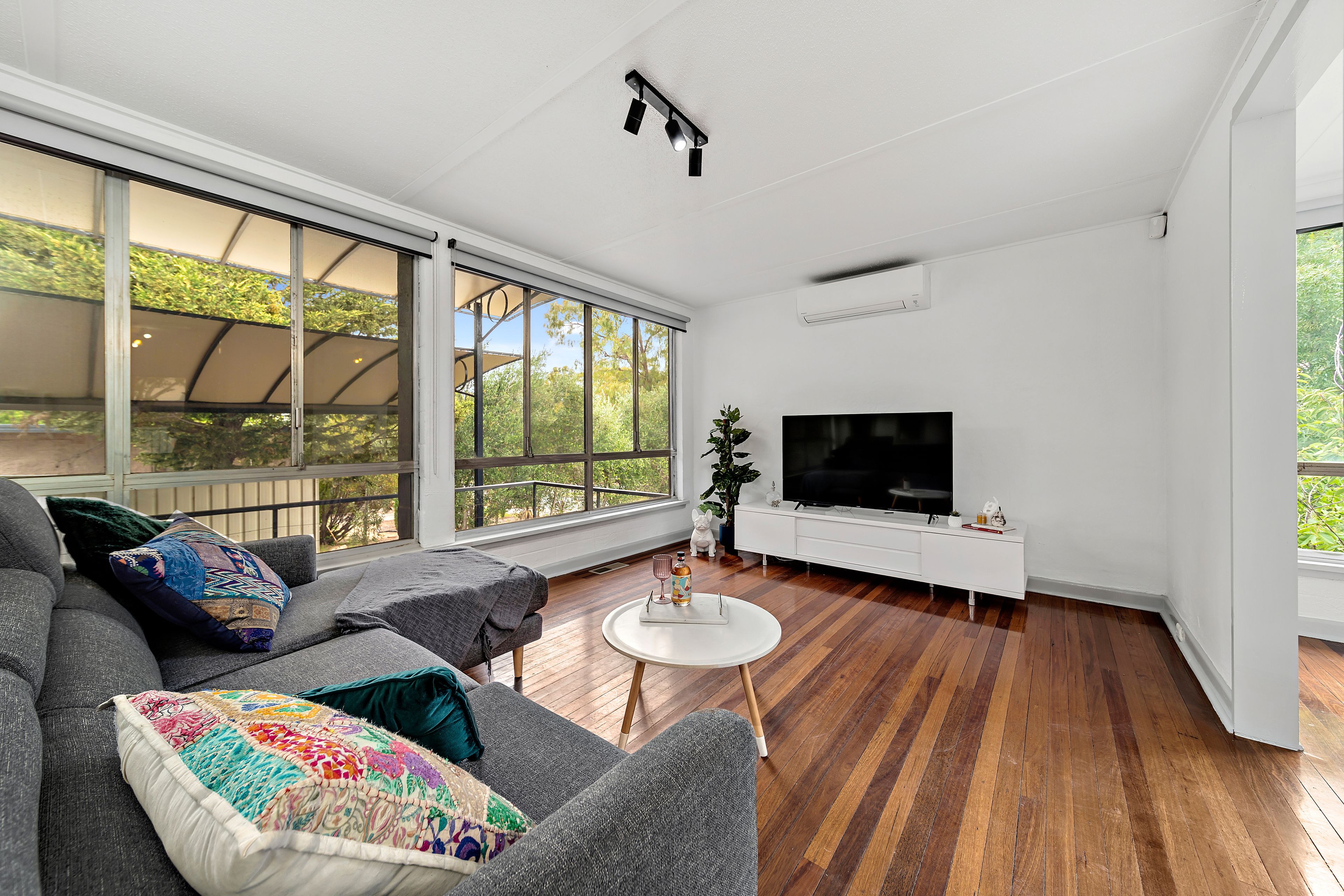 6 Broadbent Street, Scullin ACT 2614