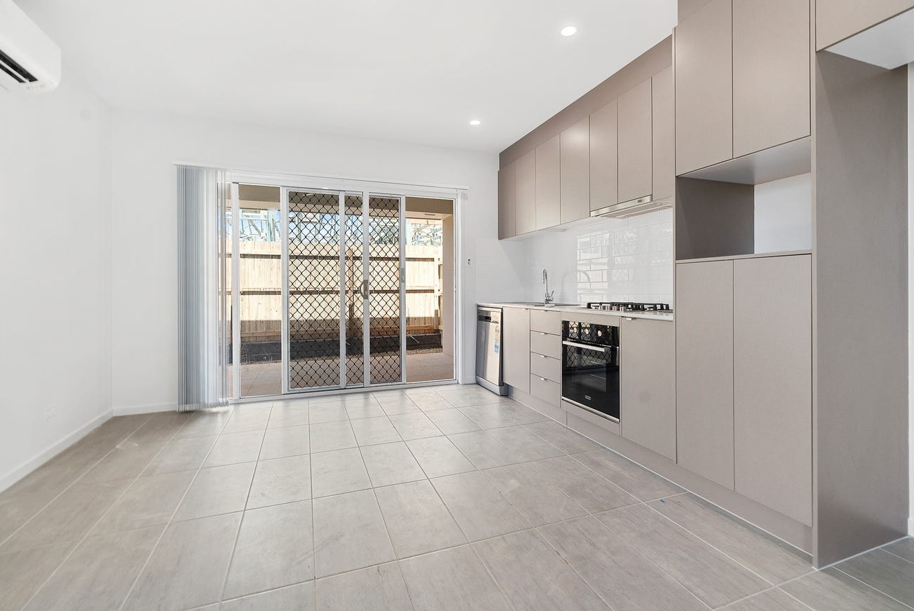 2/14 Petunia Street, Ripley, QLD 4306