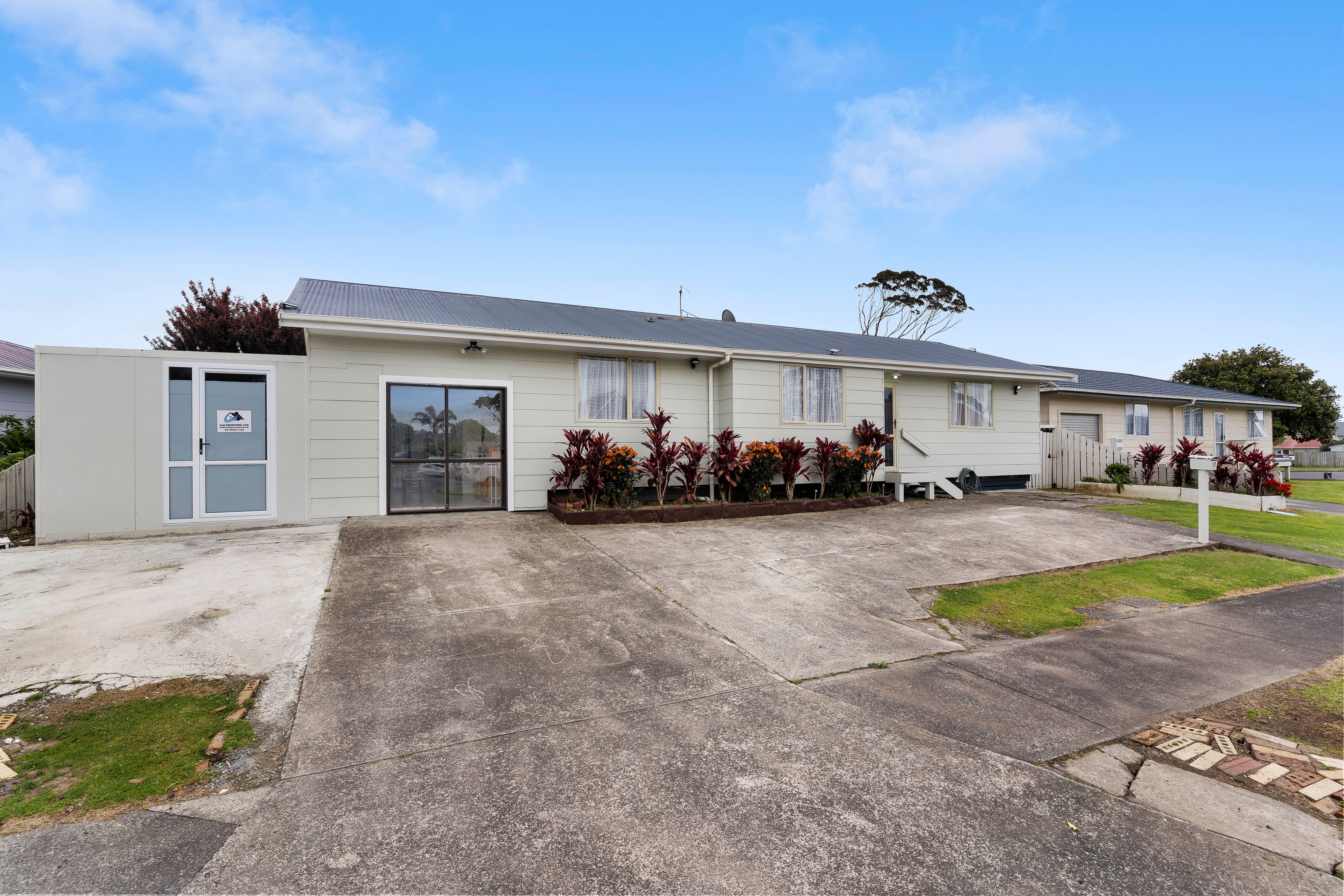 17 Trevor Hosken Drive, Wiri, Manukau City