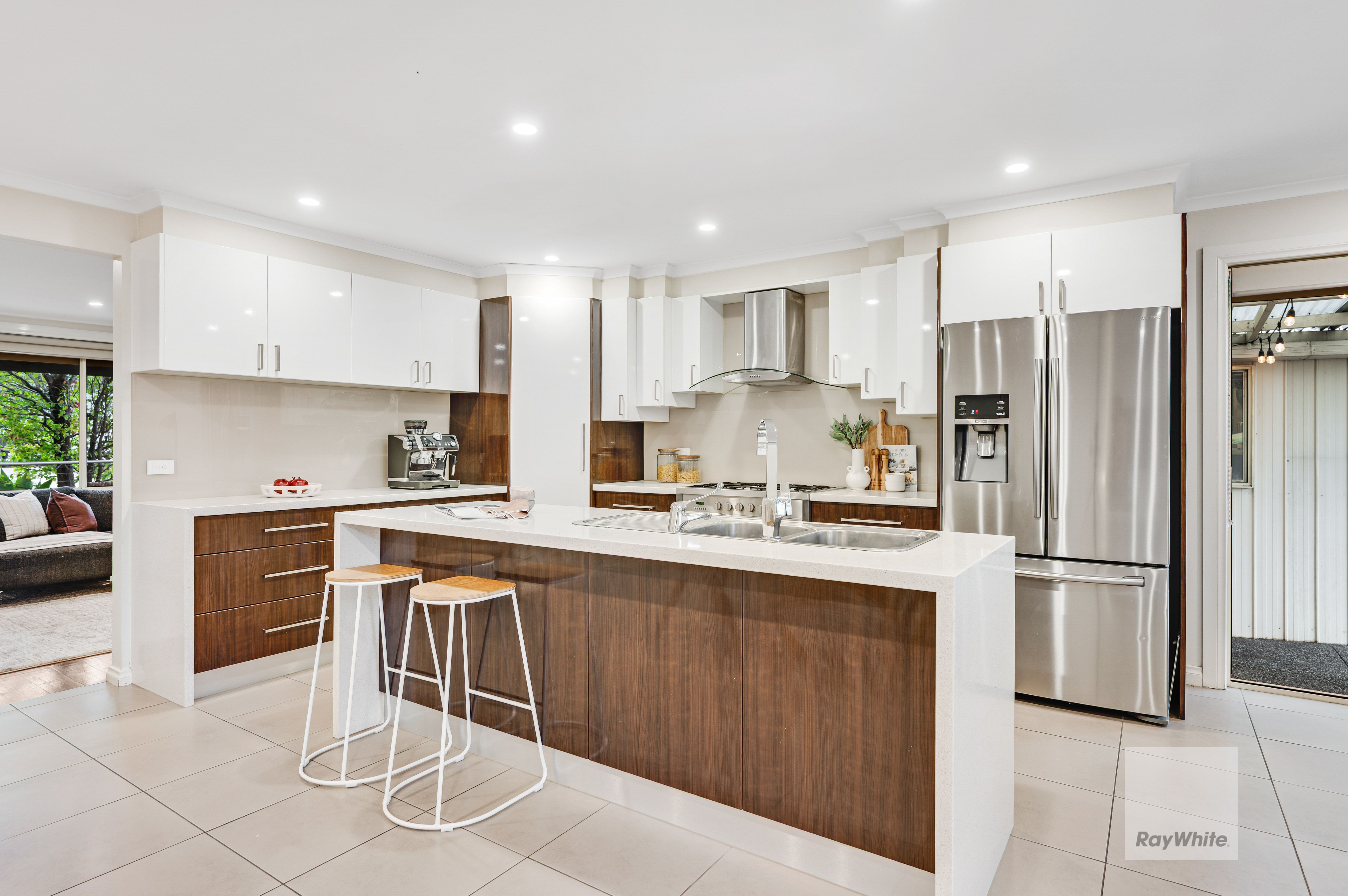 6 Sutton Close — photo 13 of 30