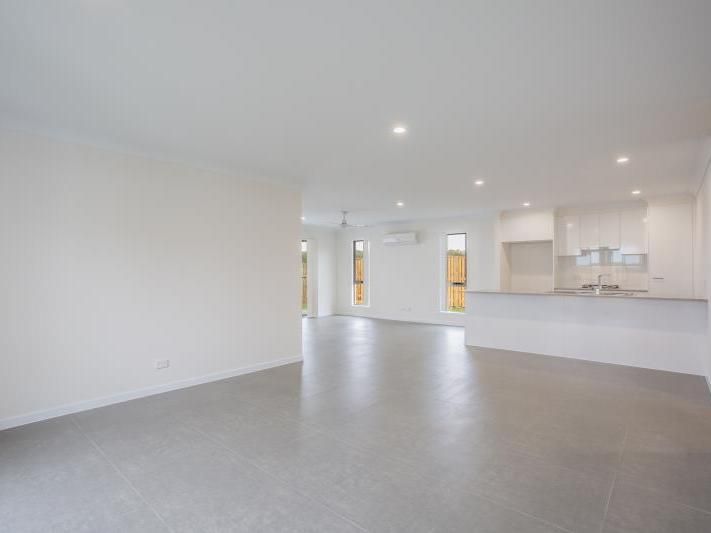 31 Lauenstein Crescent, Pimpama, QLD 4209