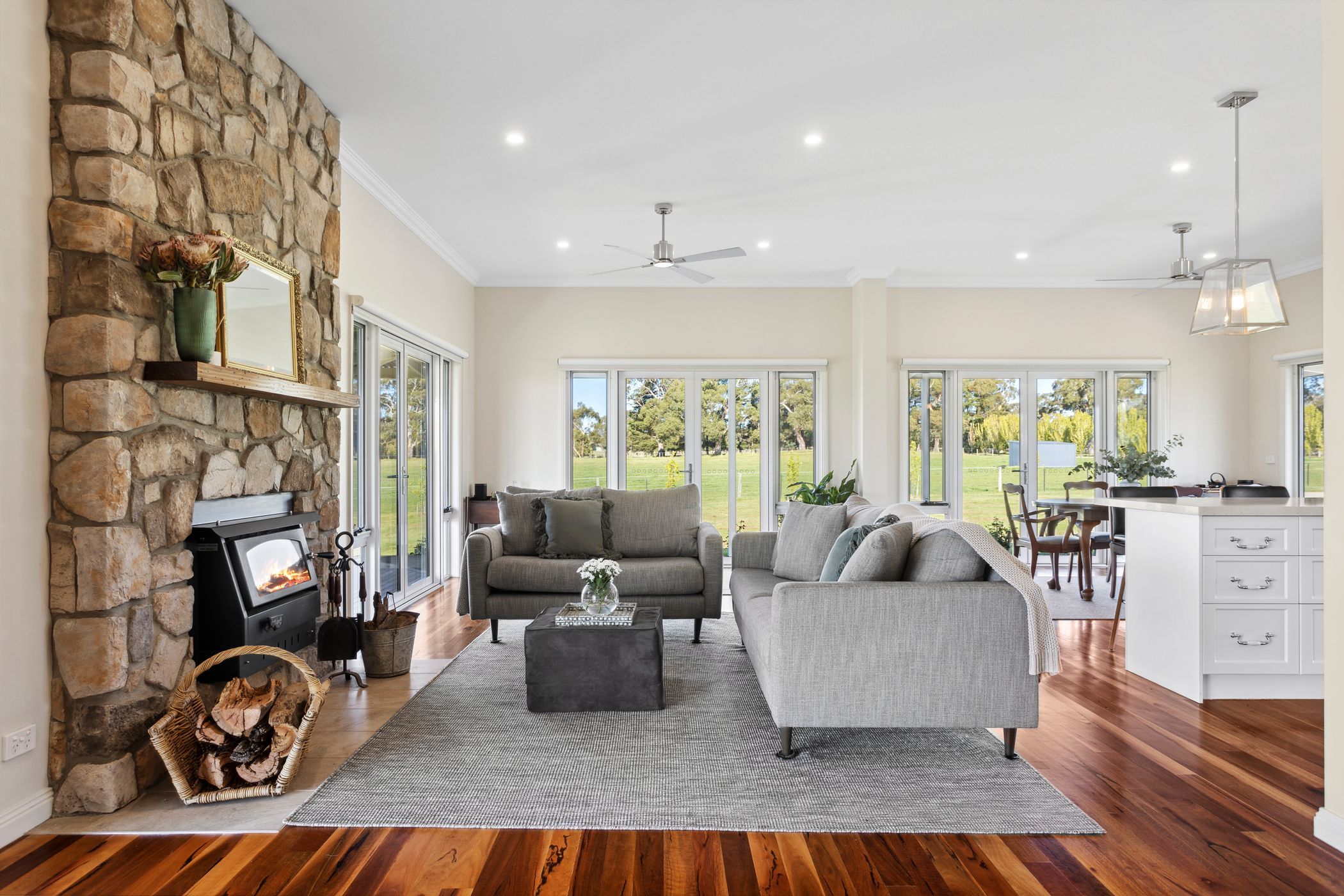 283 Redesdale Road, VIC 3444 Sold House Ray White