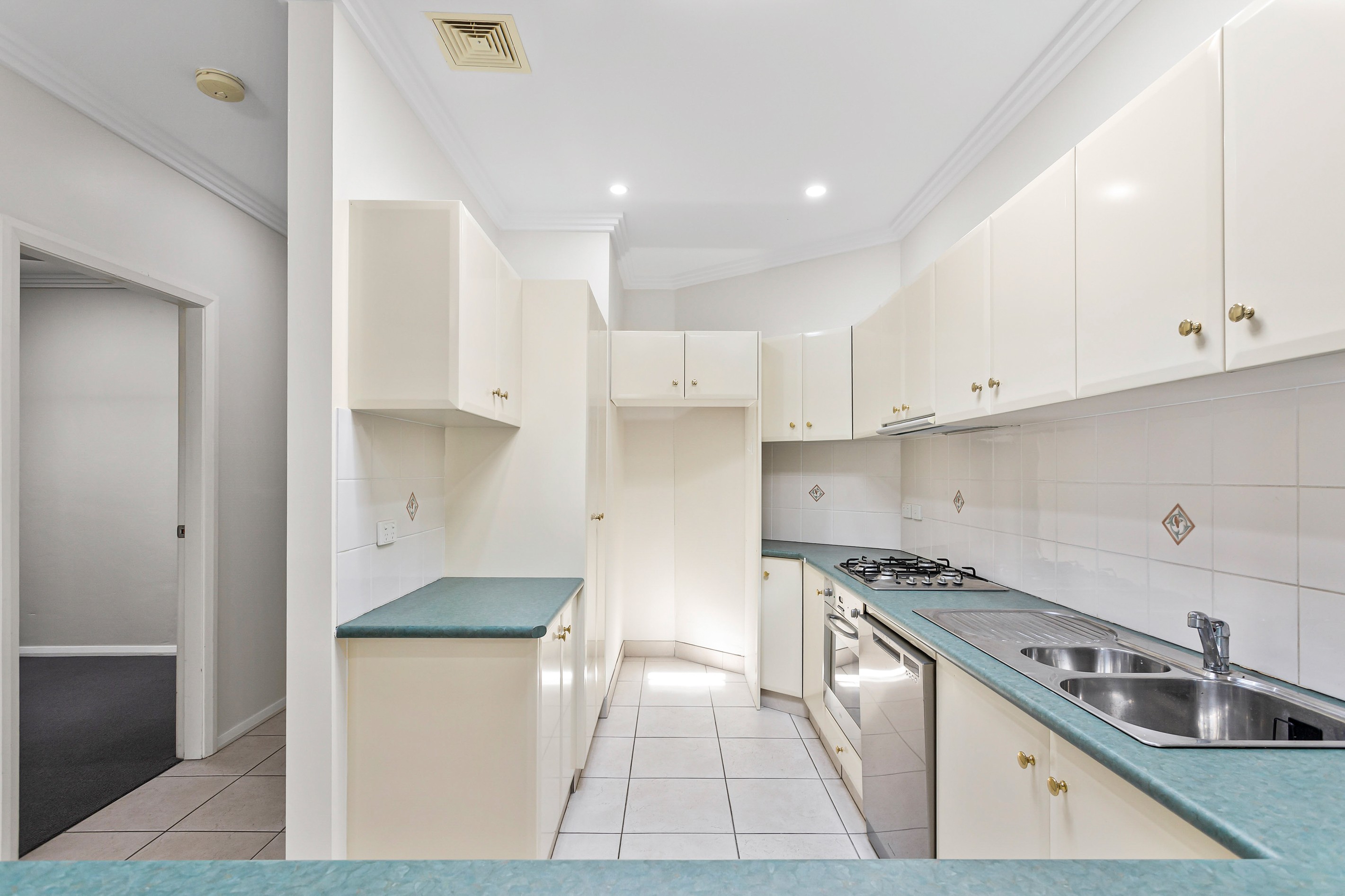 2/5 Raymond Road, Thirroul, NSW 2515