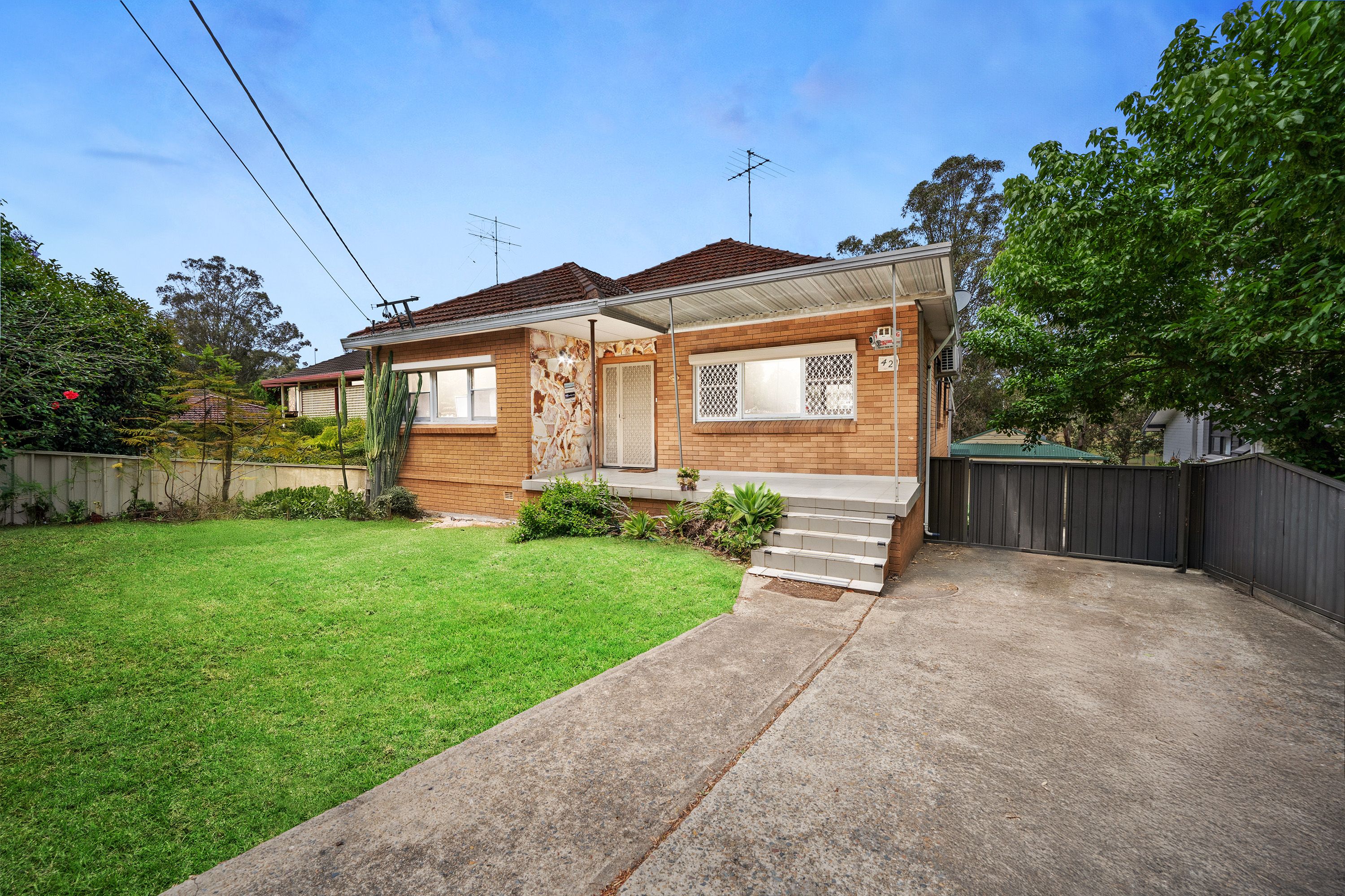 42 Coreen Avenue, Penrith NSW 2750