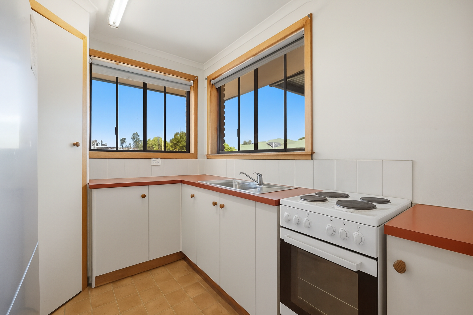 1/9-11 Newnham Close, Newnham, TAS 7248