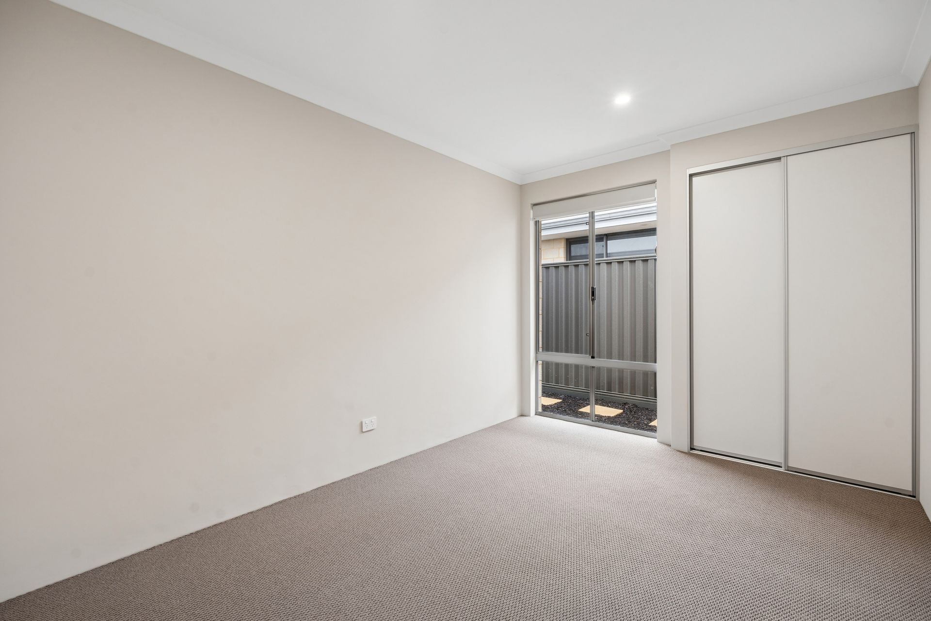 11 Fitzroy Road — photo 12 of 18