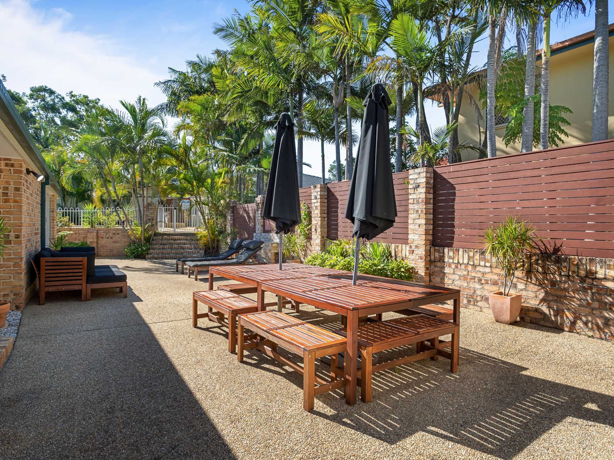 17 Cook Close, Southport QLD 4215