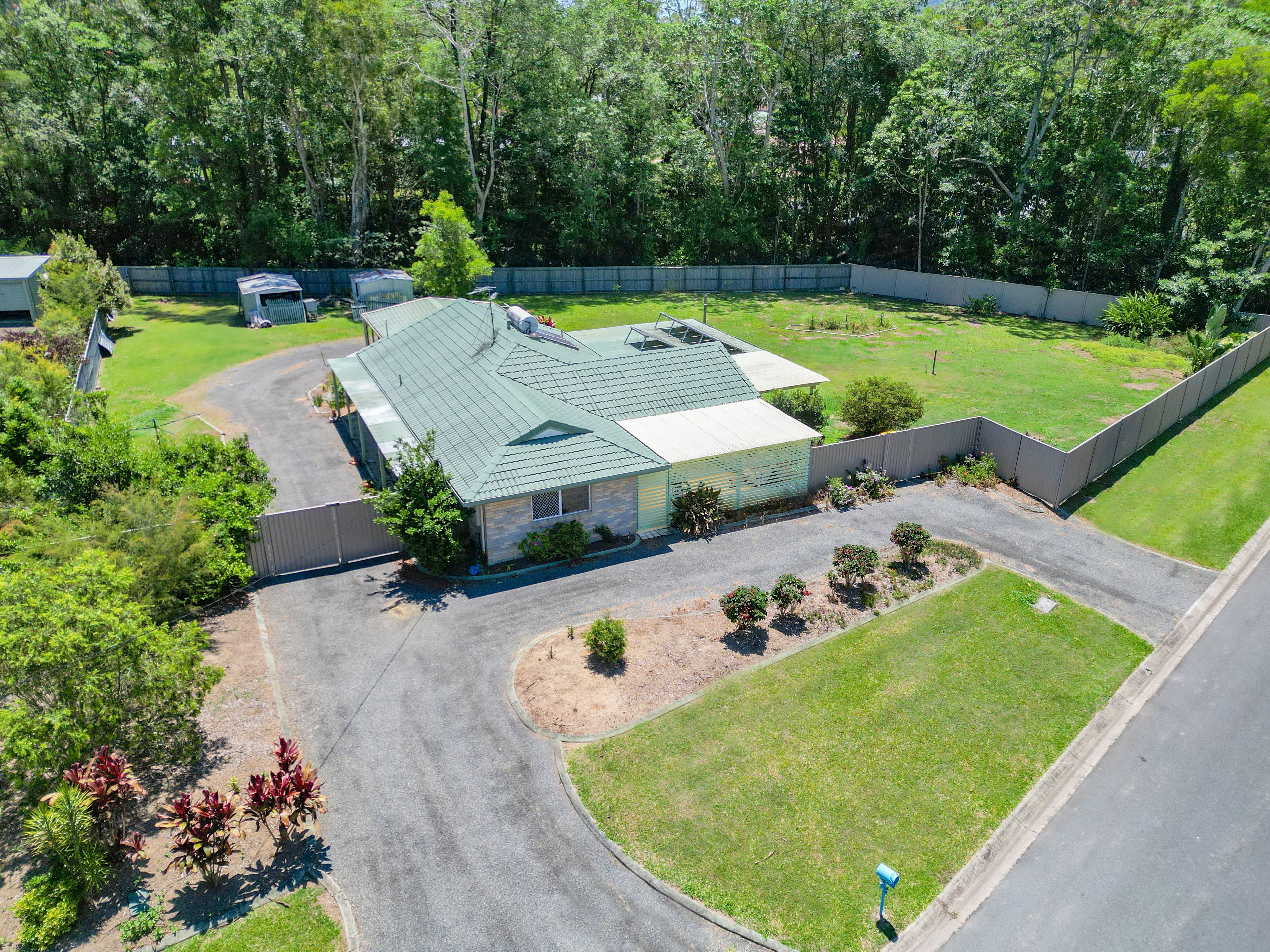 10 Einsleigh Court, Beerwah QLD 4519