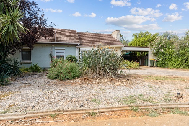 195 Hogarth Road, Elizabeth Grove, SA 5112