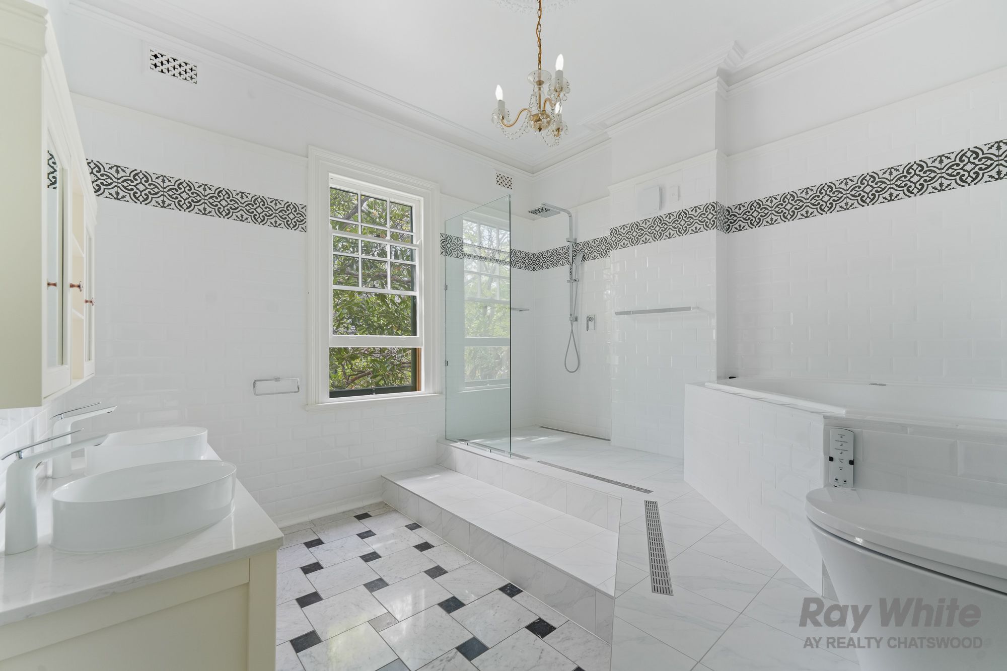 30 Edgar Street — photo 6 of 12