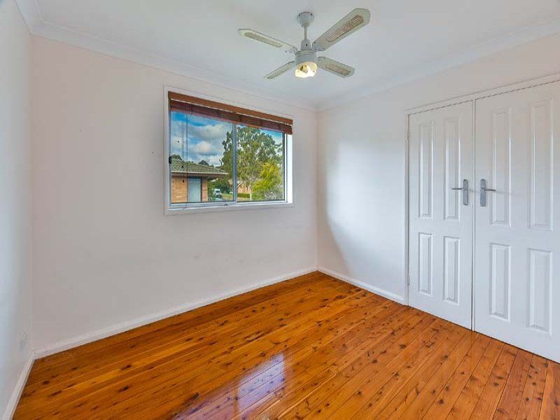 26 Manooka Crescent — photo 6 of 13