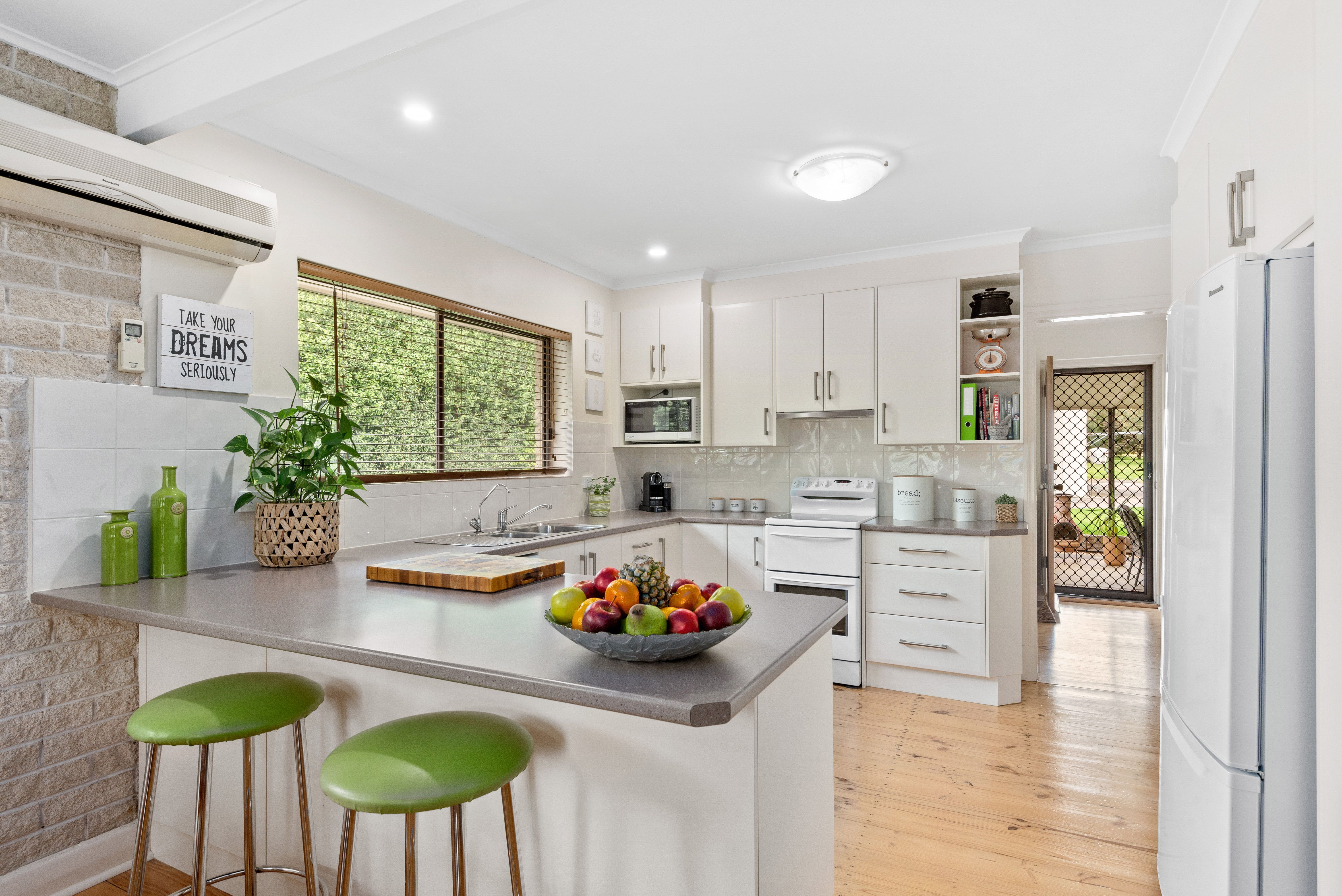 158 Onkaparinga Valley Road, Woodside, SA 5244