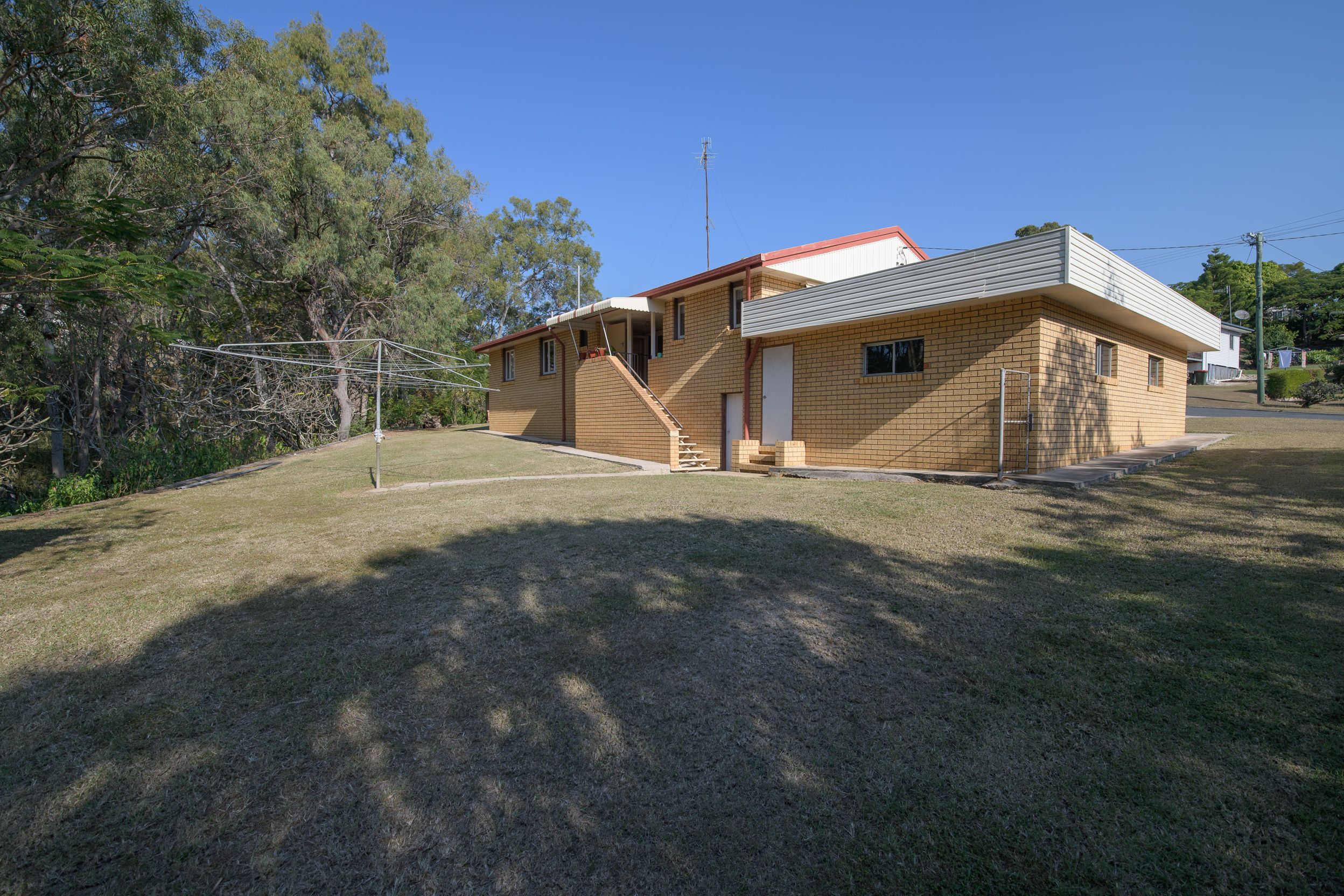 46 Higgins Street, West Gladstone, QLD 4680