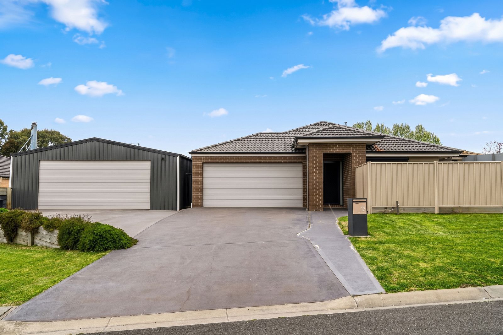17 Fulford Crescent — photo from Ray White Colac
