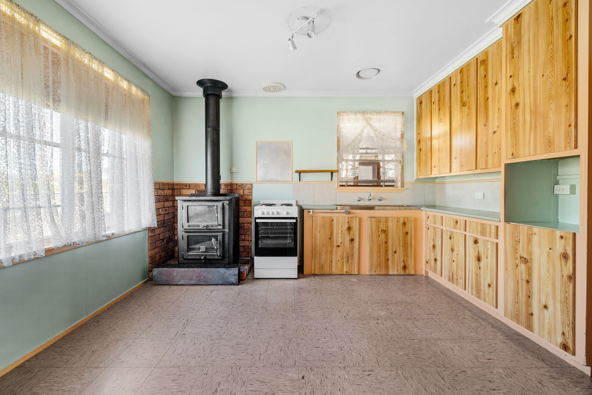 36 Centenary Crescent, Werribee, VIC 3030