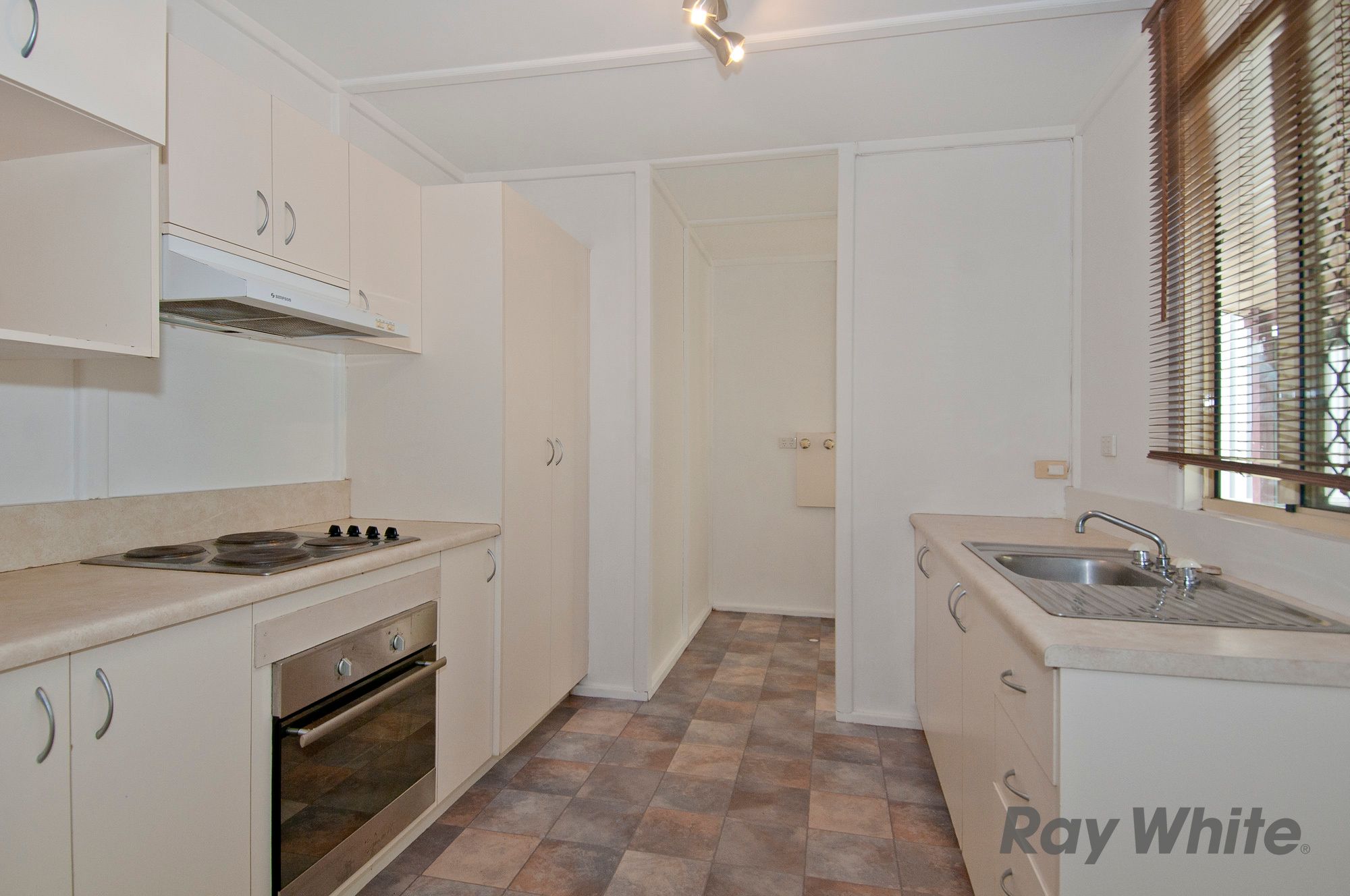 5 Fairfax Avenue, Bethania, QLD 4205
