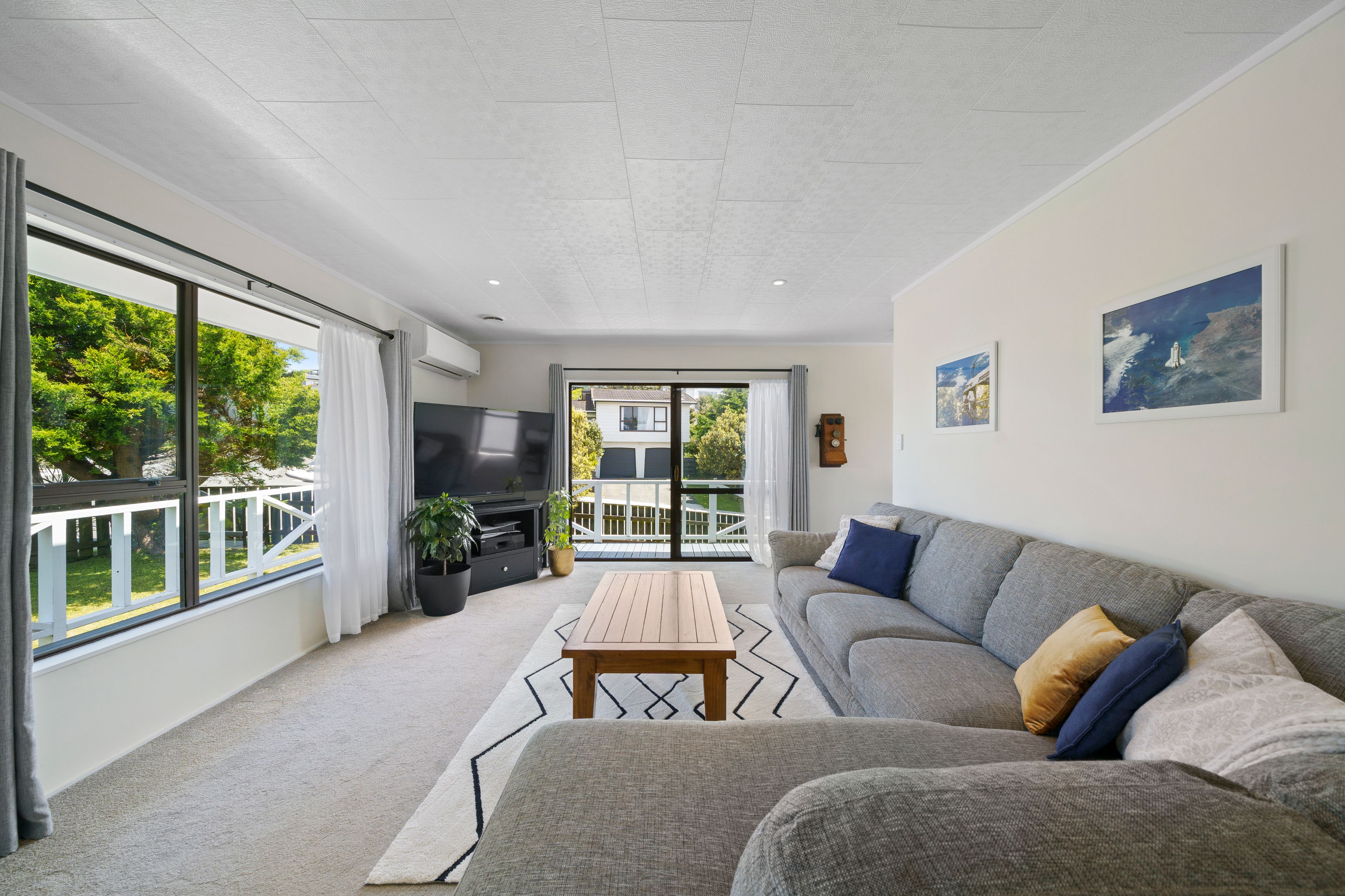31 Sunhaven Drive, Newlands, Wellington City