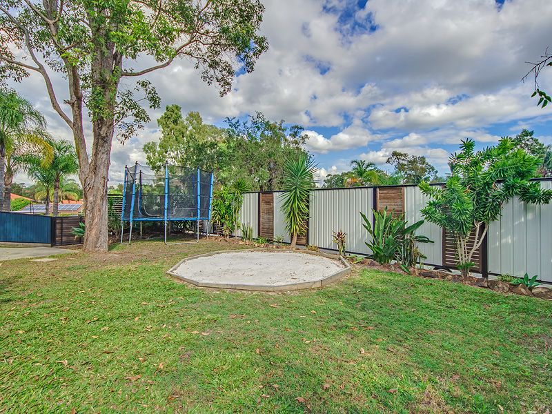 13 Levestam Court, Carrara, QLD 4211