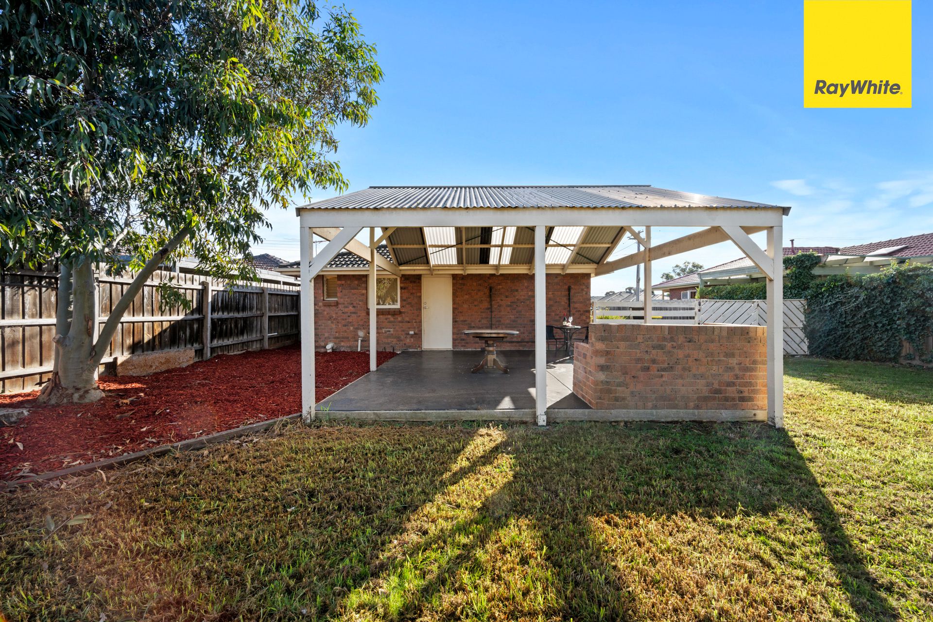 20 Perry Close — photo 17 of 22