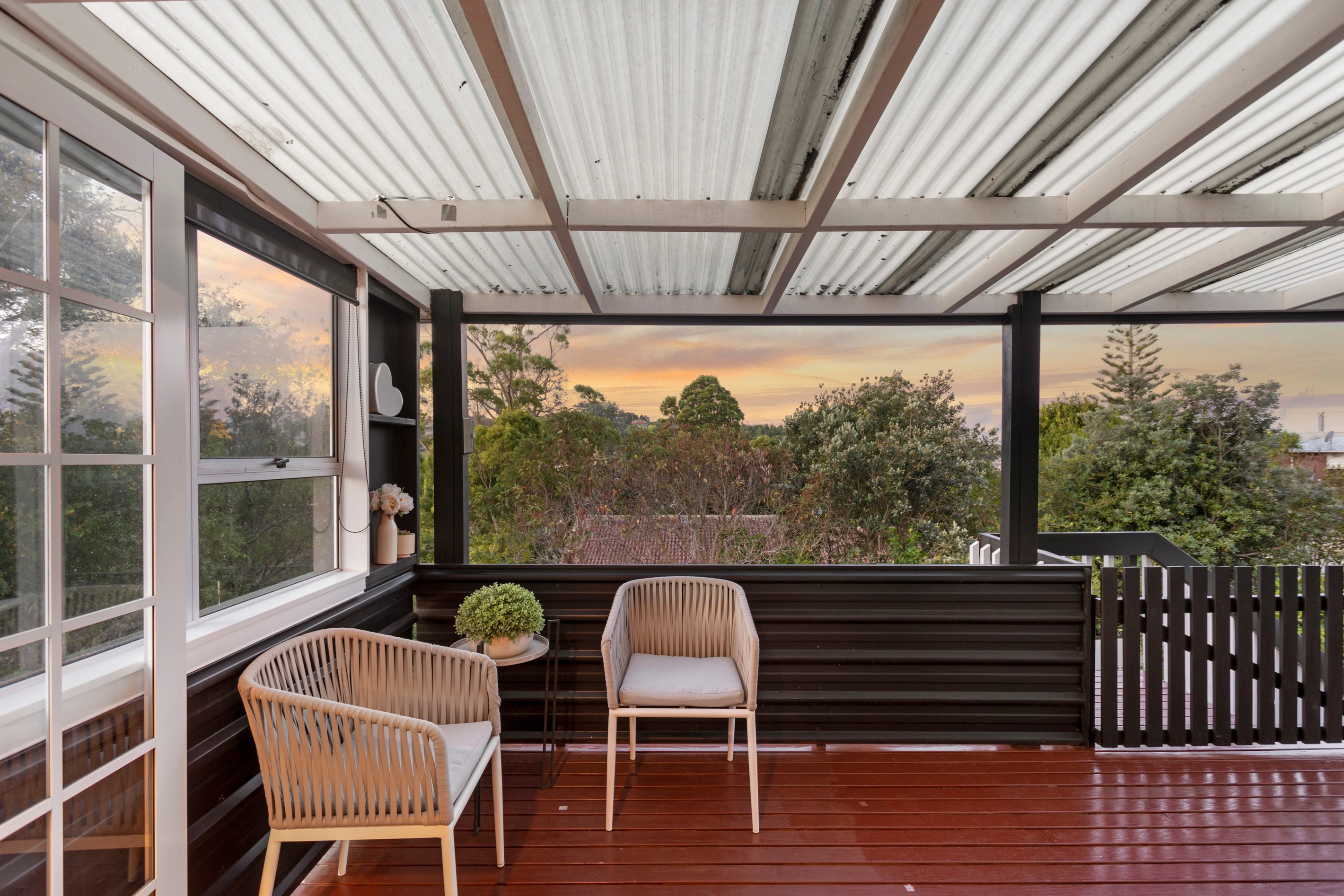 2/6 Torbay Heights, Torbay, North Shore City