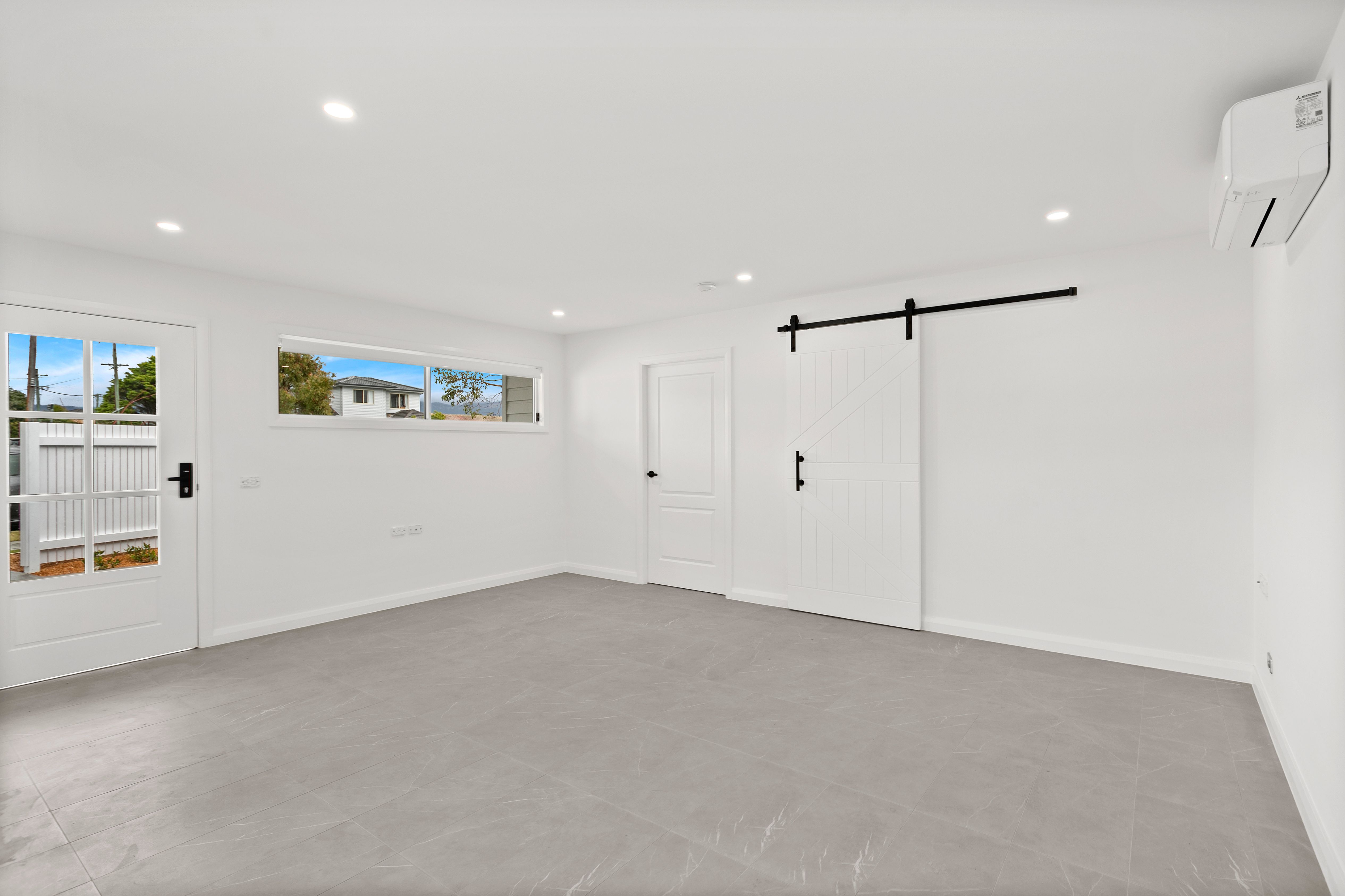 1/4 Calderwood Road, Albion Park, NSW 2527