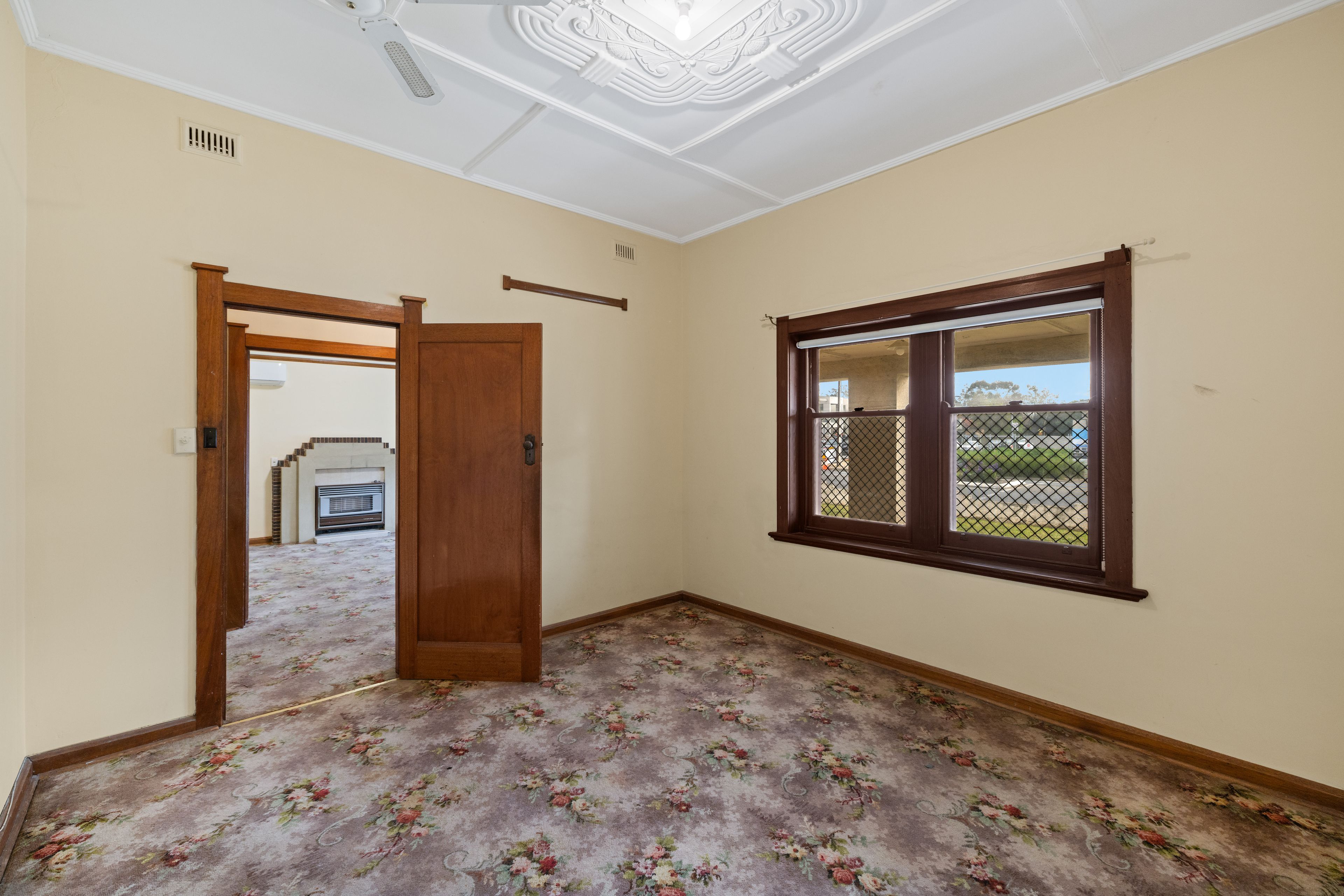 153 Churchill Road — photo 5 of 25