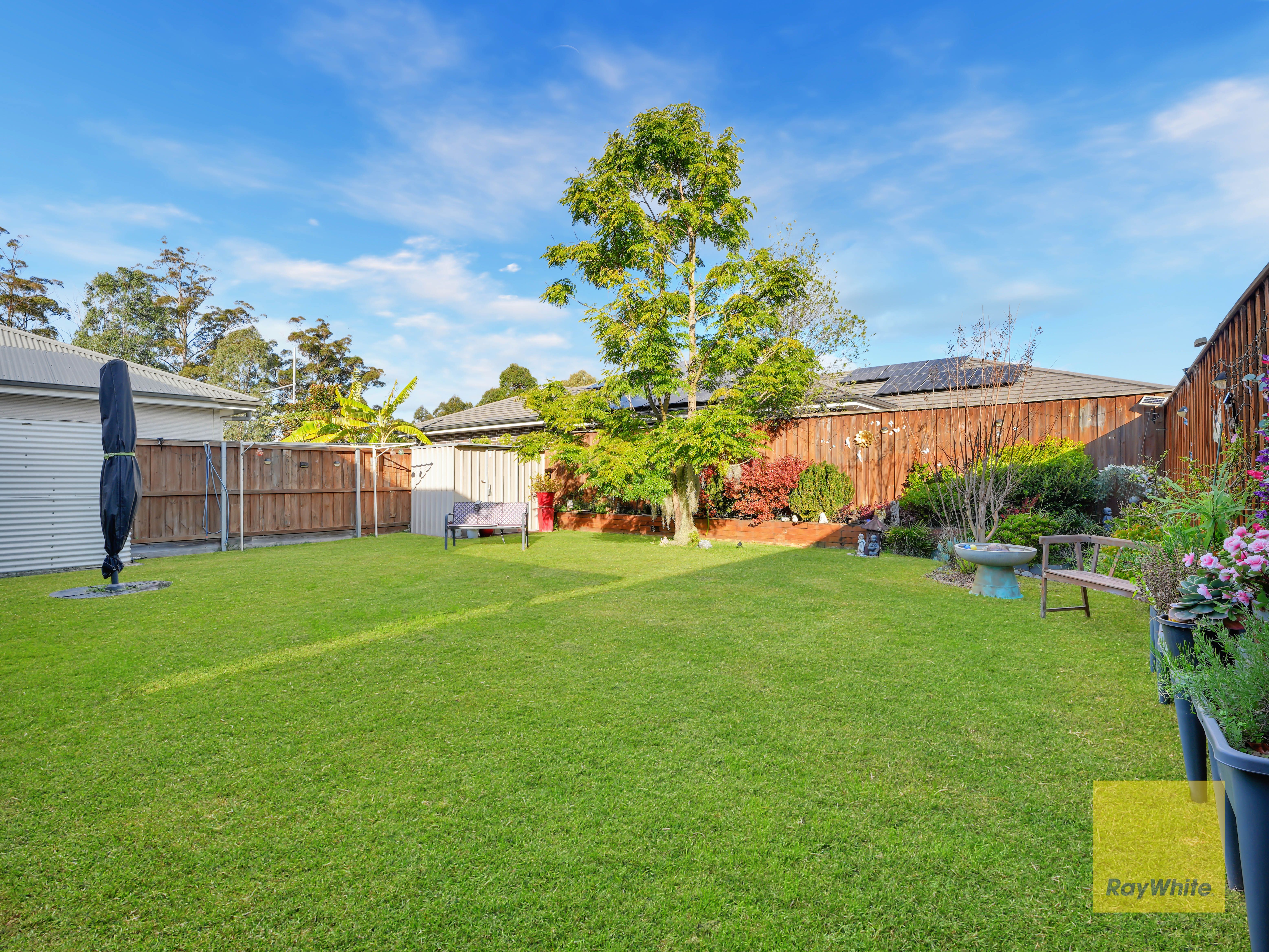 18 Gledswood Hill Drive — photo 14 of 17