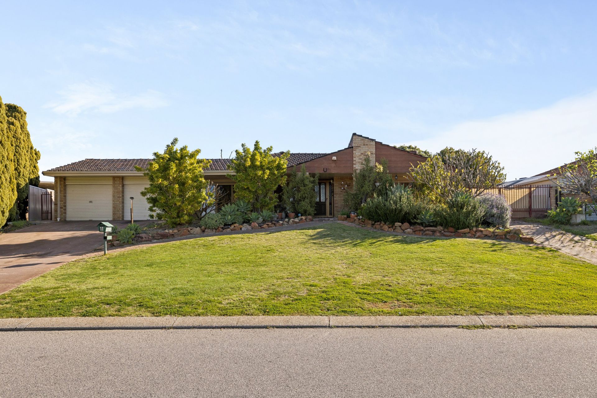 11 Kirkpatrick Crescent — photo from Ray White Inner North