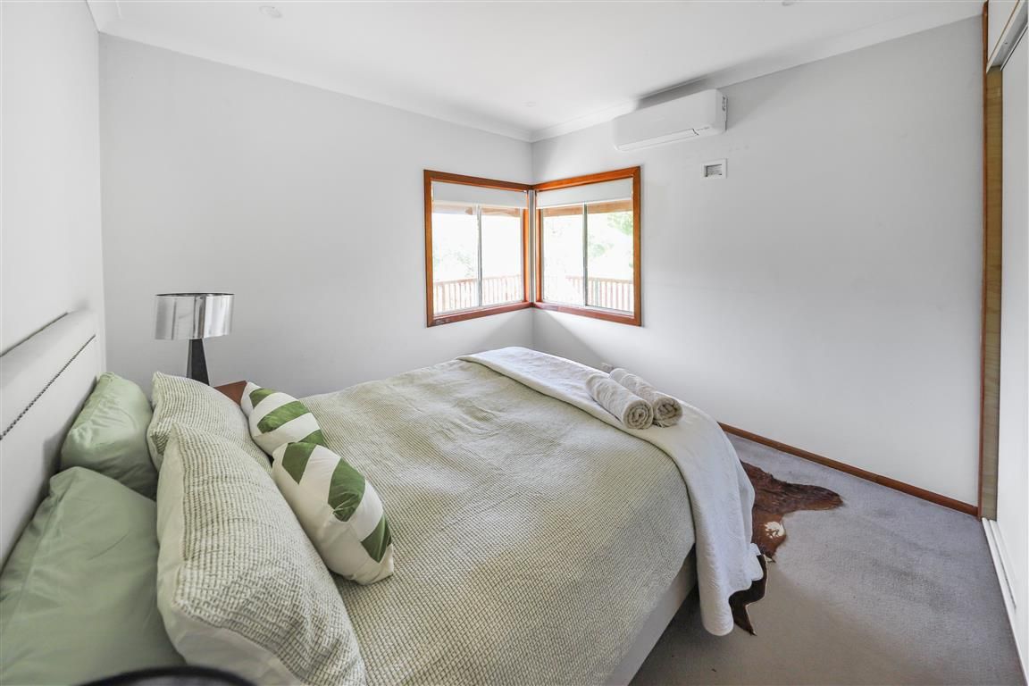 29 Lampe Street — photo 8 of 11