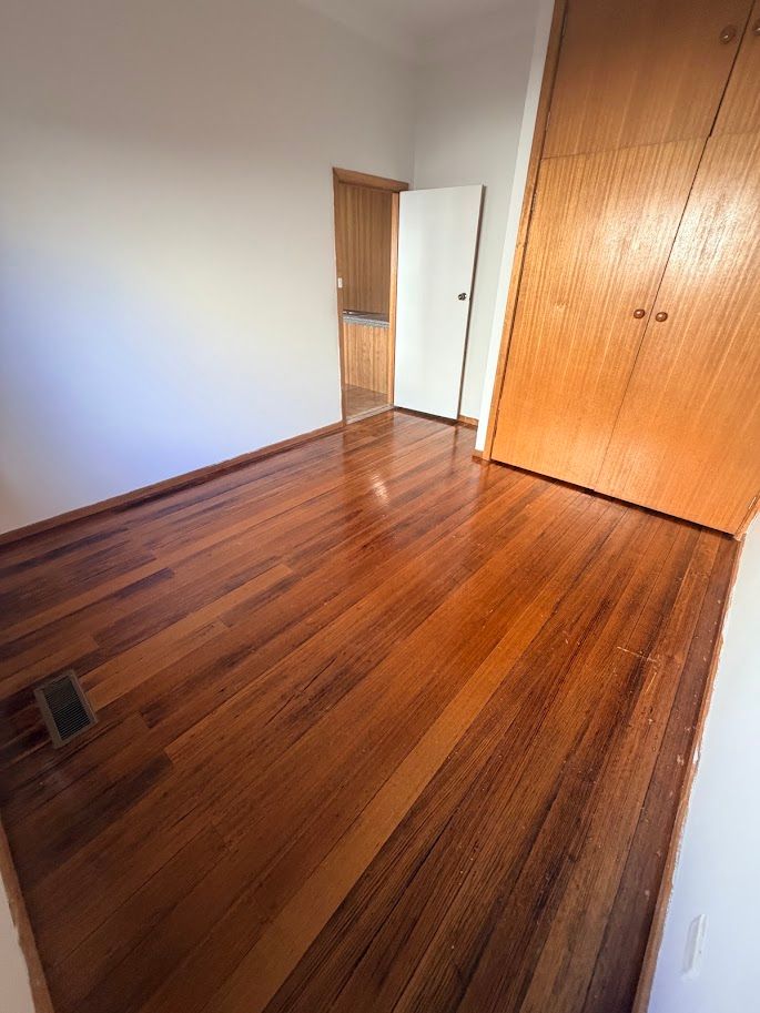 2 Middleton Street — photo 6 of 13