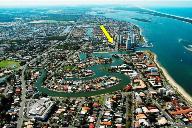 12/12-18 Bayview Street, Runaway Bay, QLD 4216