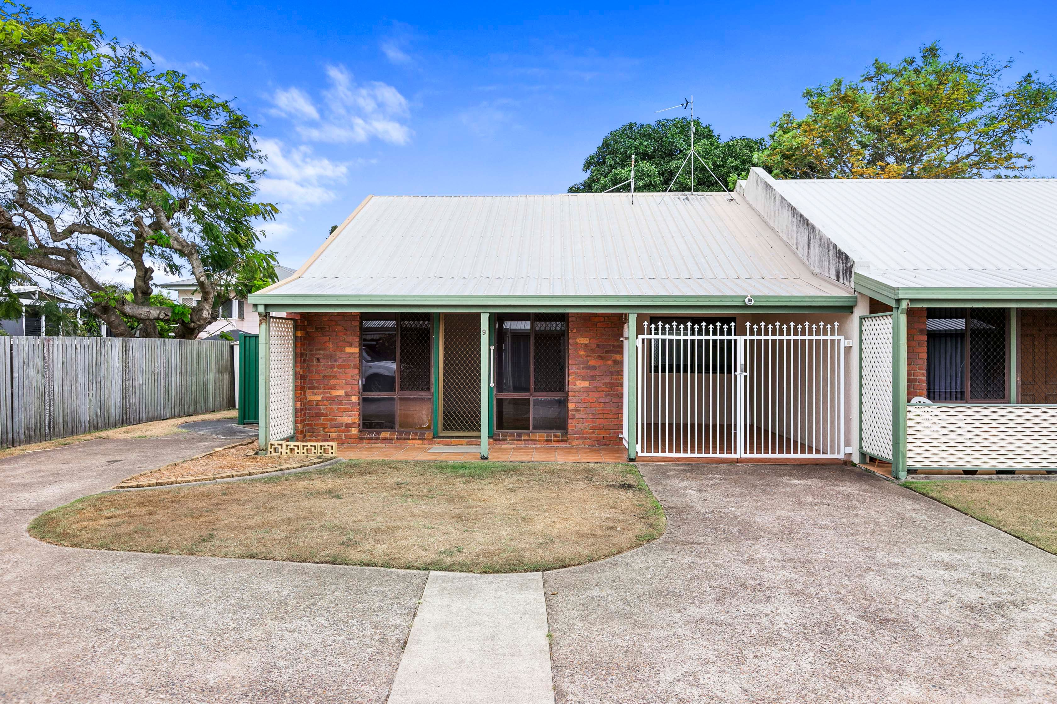 9/220 Torquay Terrace, Torquay, QLD 4655