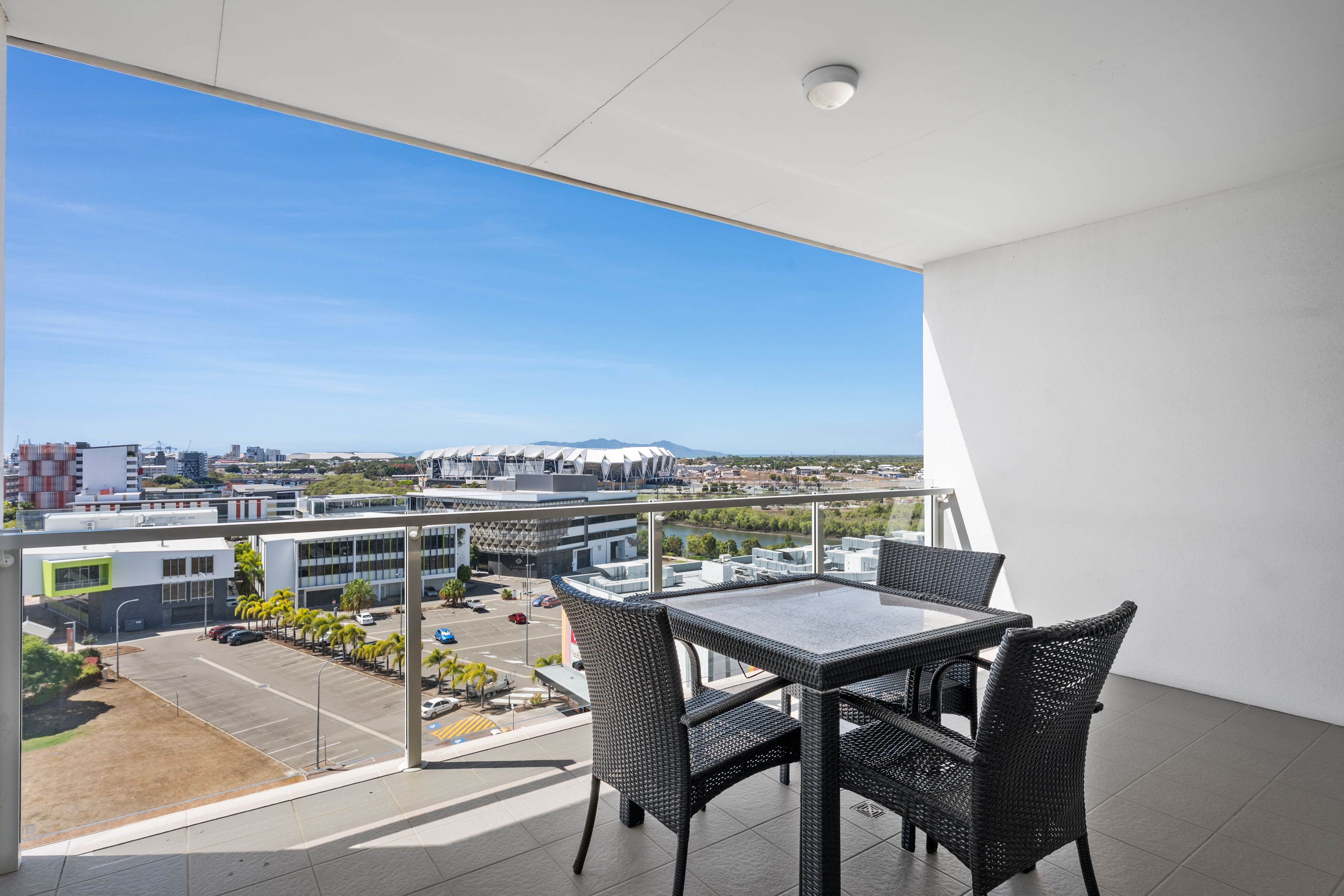40/3 Kingsway Place — photo 3 of 17