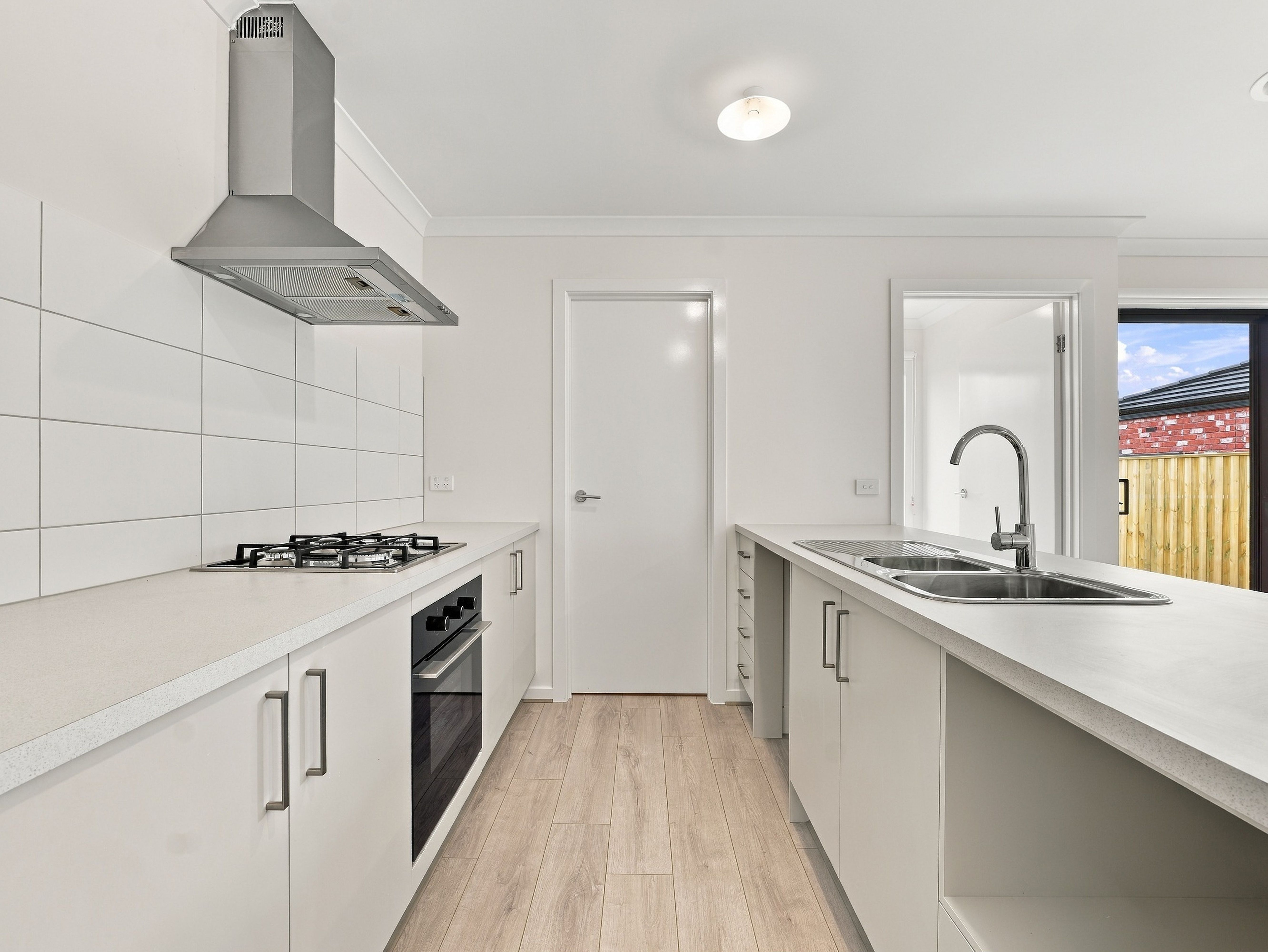 43 Rosedale Circuit — photo 5 of 22