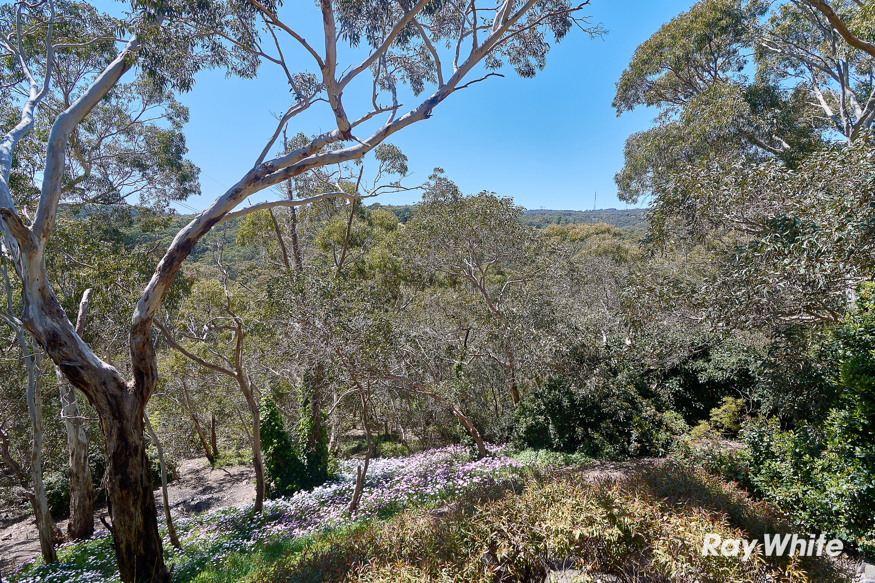 110 Emmett Road, Crafers West, SA 5152