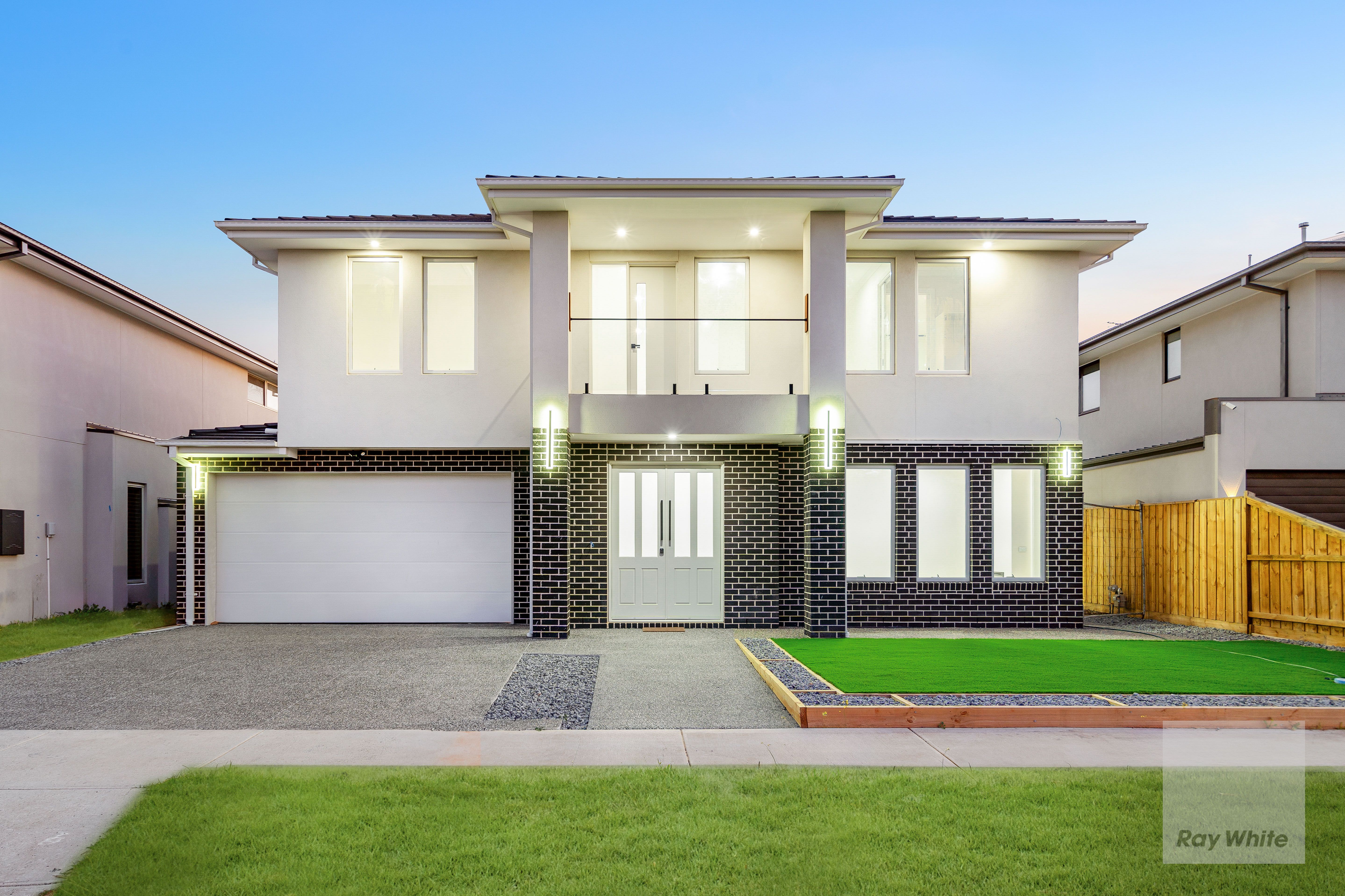 39 Warangal Way, DEANSIDE VIC 3336