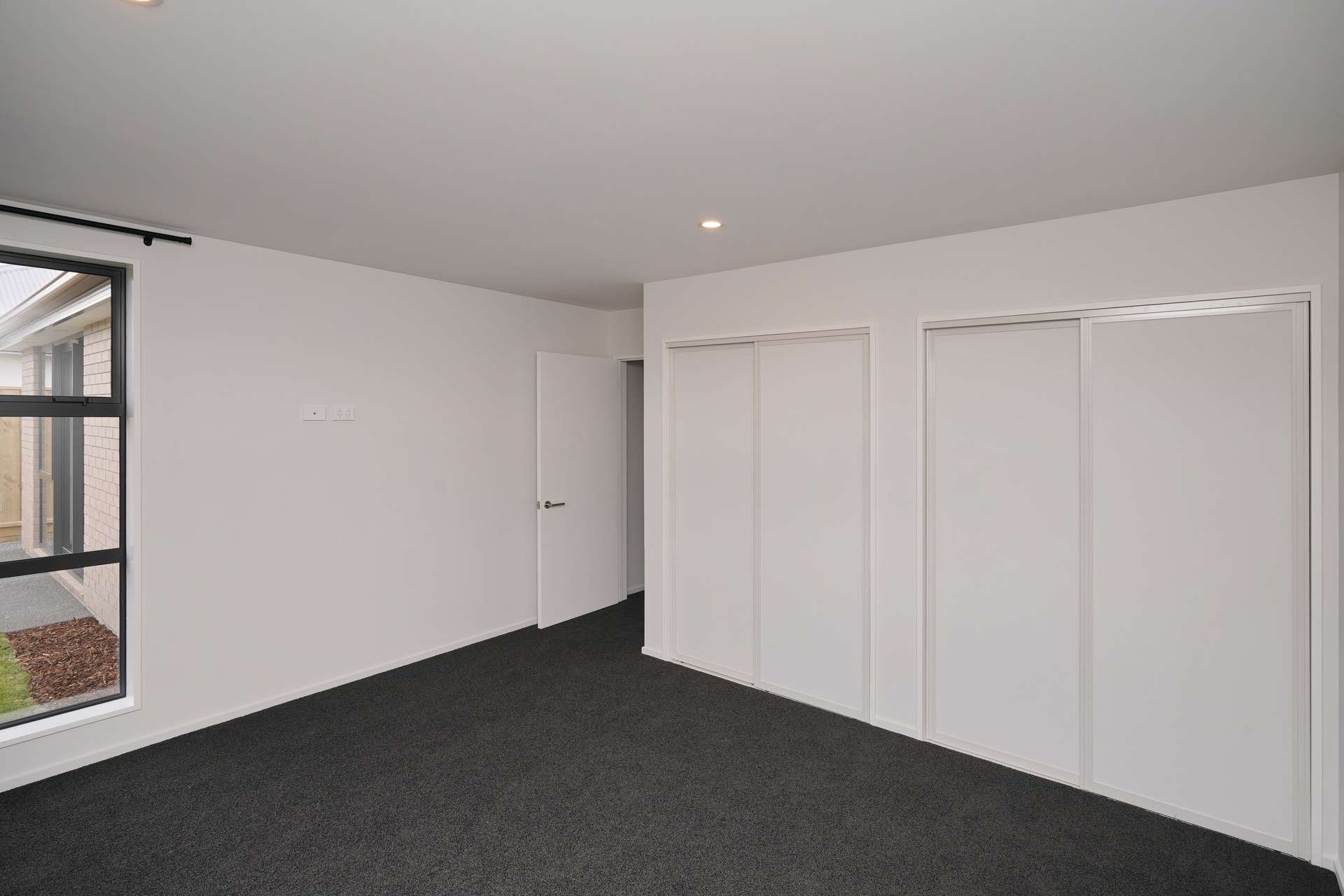 28D Sandown Boulevard photo 7