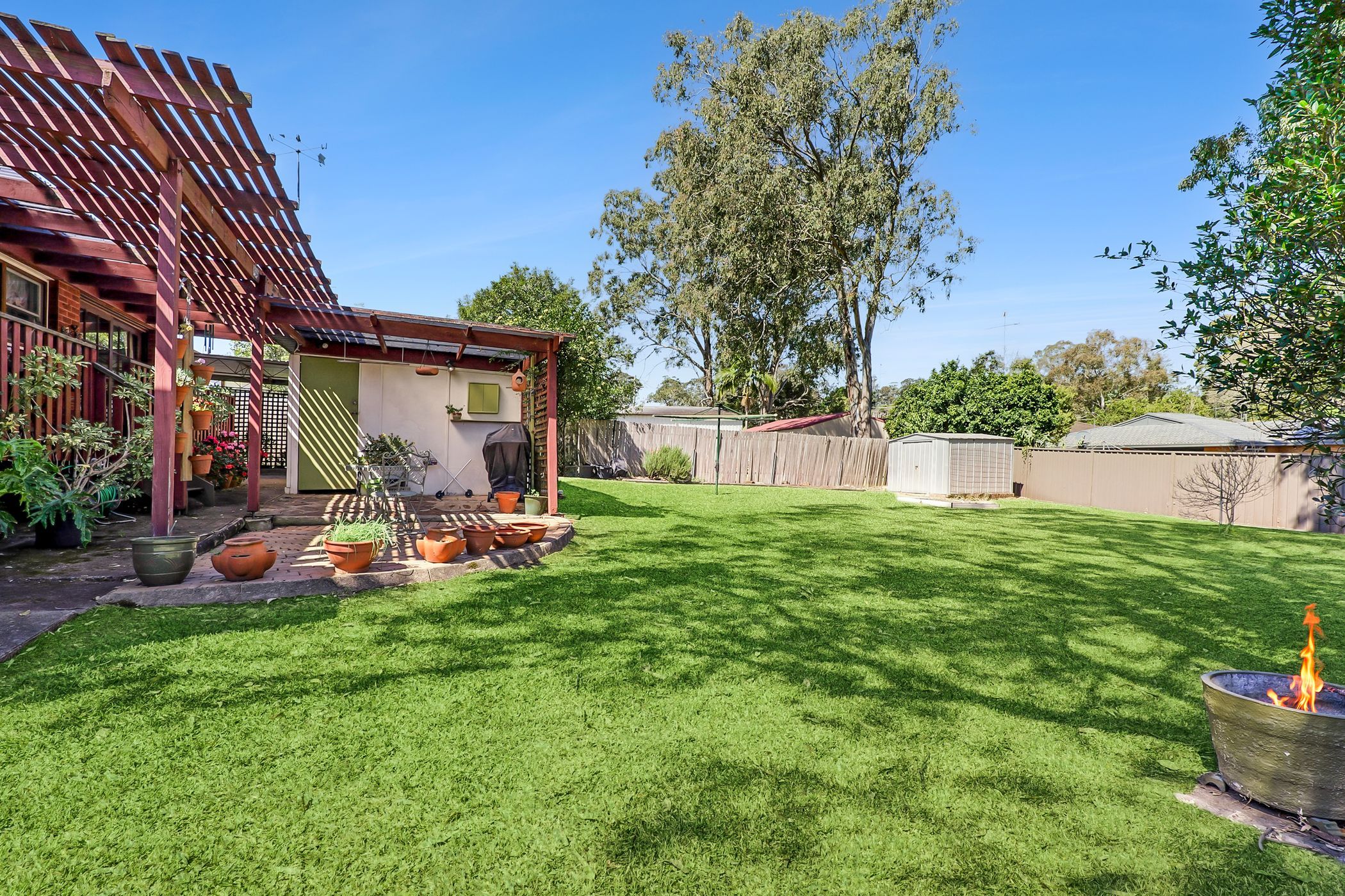 27 Pecks Road — photo 6 of 12