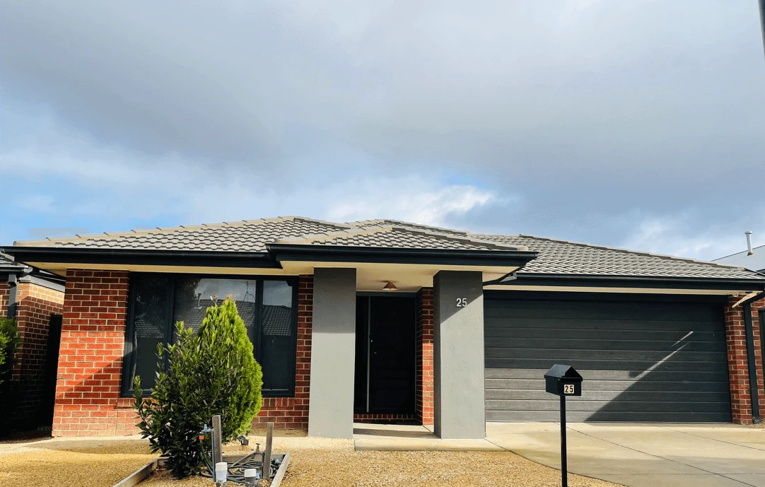 25 Tourmaline Drive, COBBLEBANK, VIC 3338