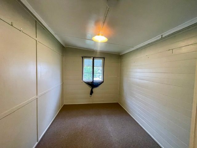 59 Saville Road — photo 13 of 17