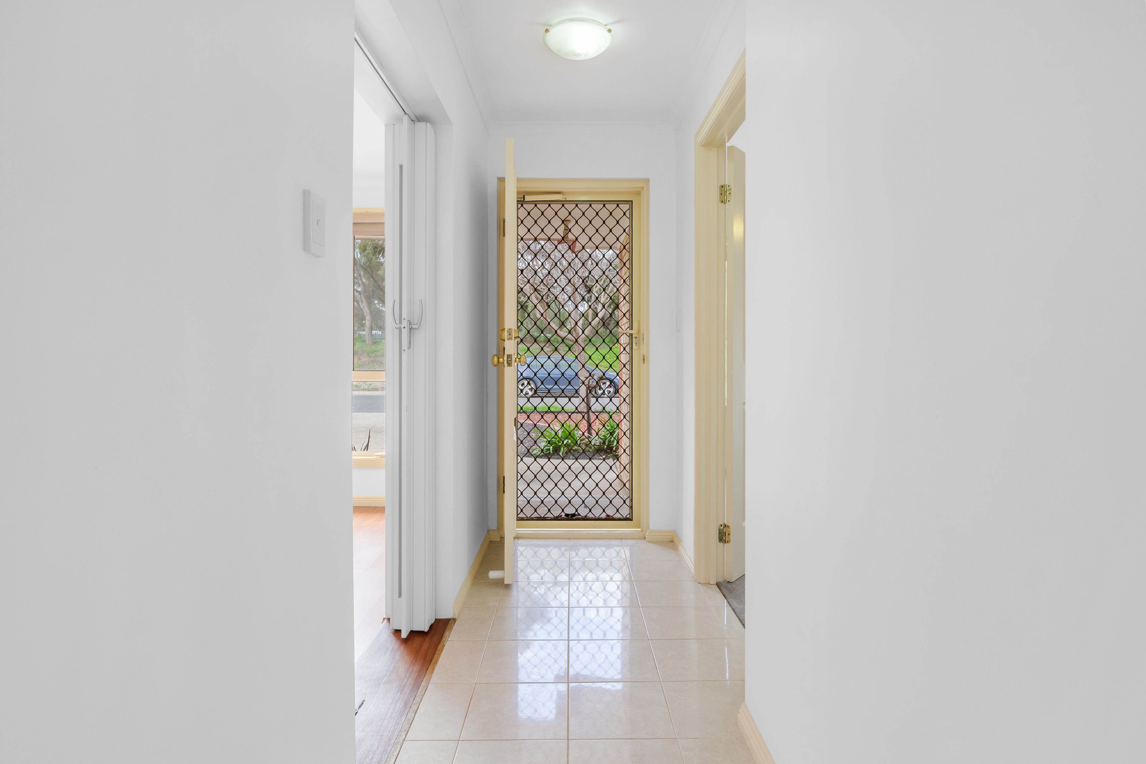 20 Iberia Way — photo 10 of 26